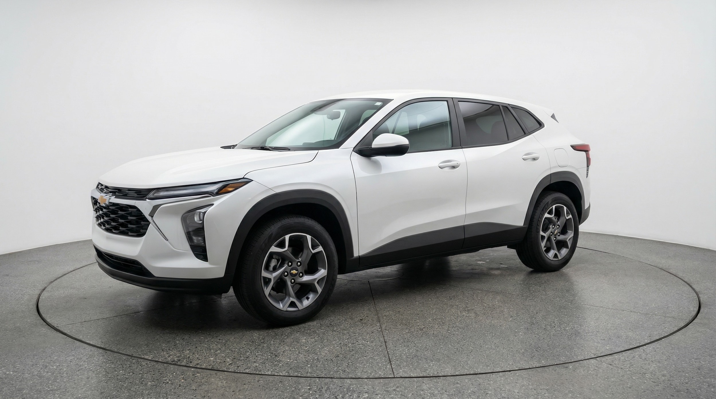 Thumbnail: 2025 Chevrolet Trax - 3