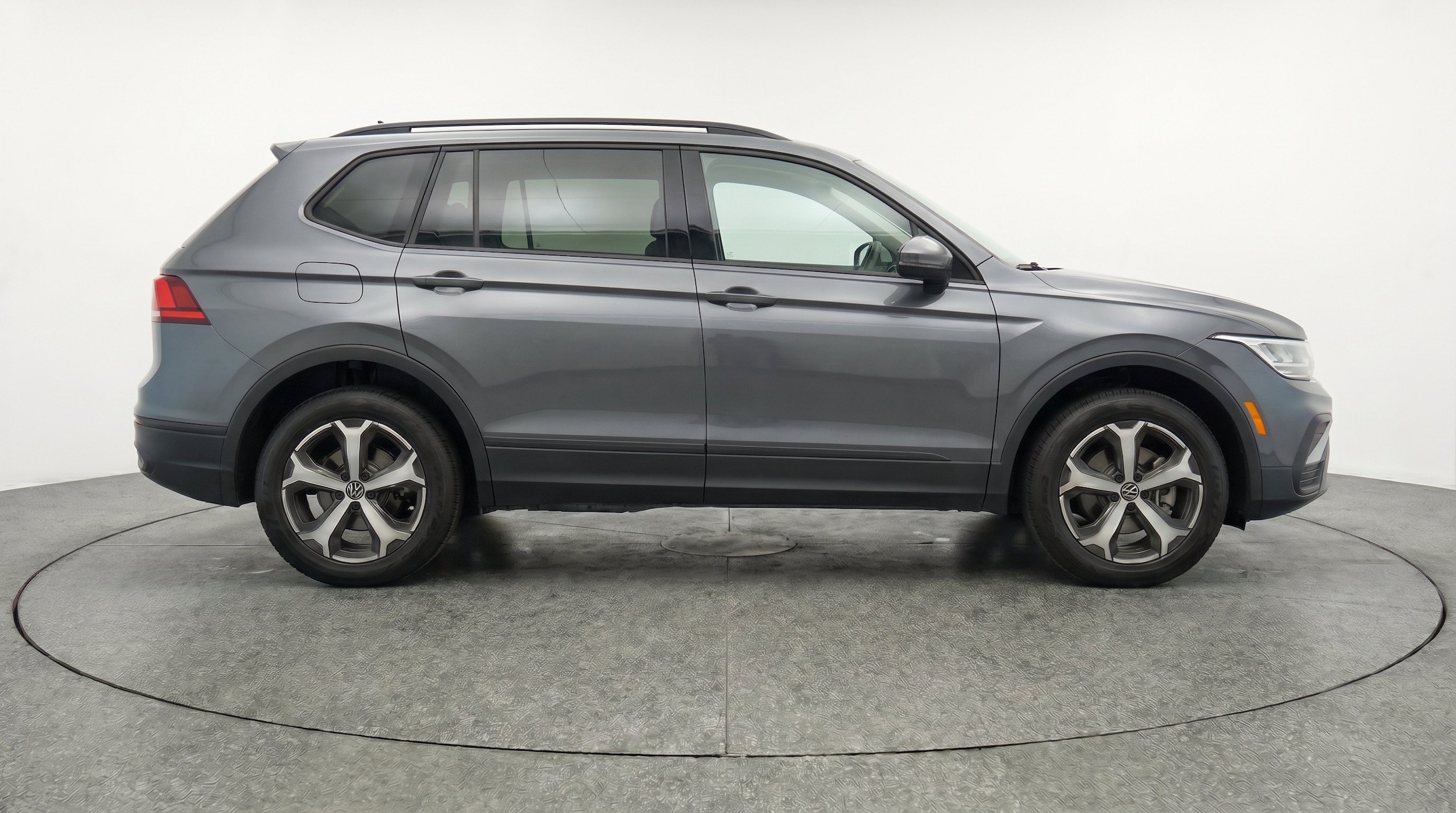 Thumbnail: 2026 Volkswagen Tiguan - 11