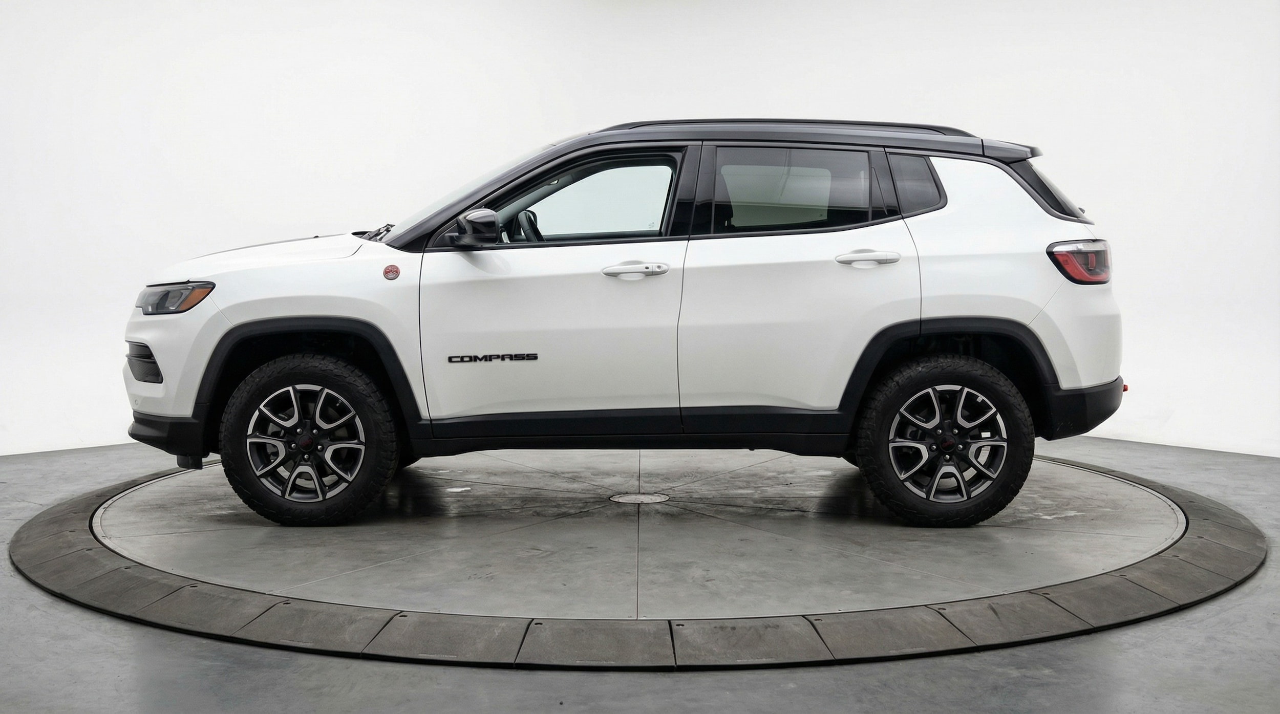 Thumbnail: 2025 Jeep Compass - 4