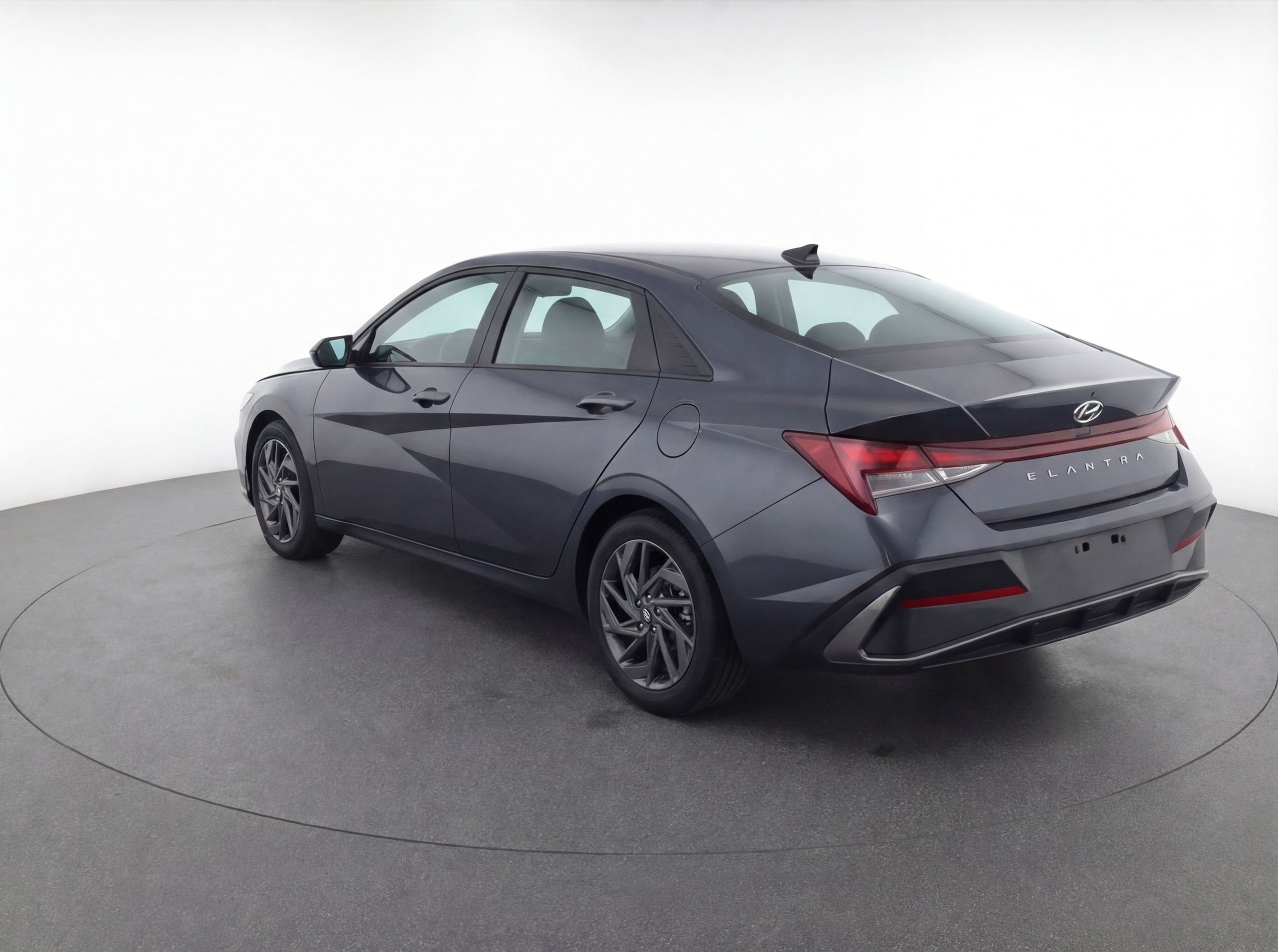 Thumbnail: 2024 Hyundai Elantra - 6