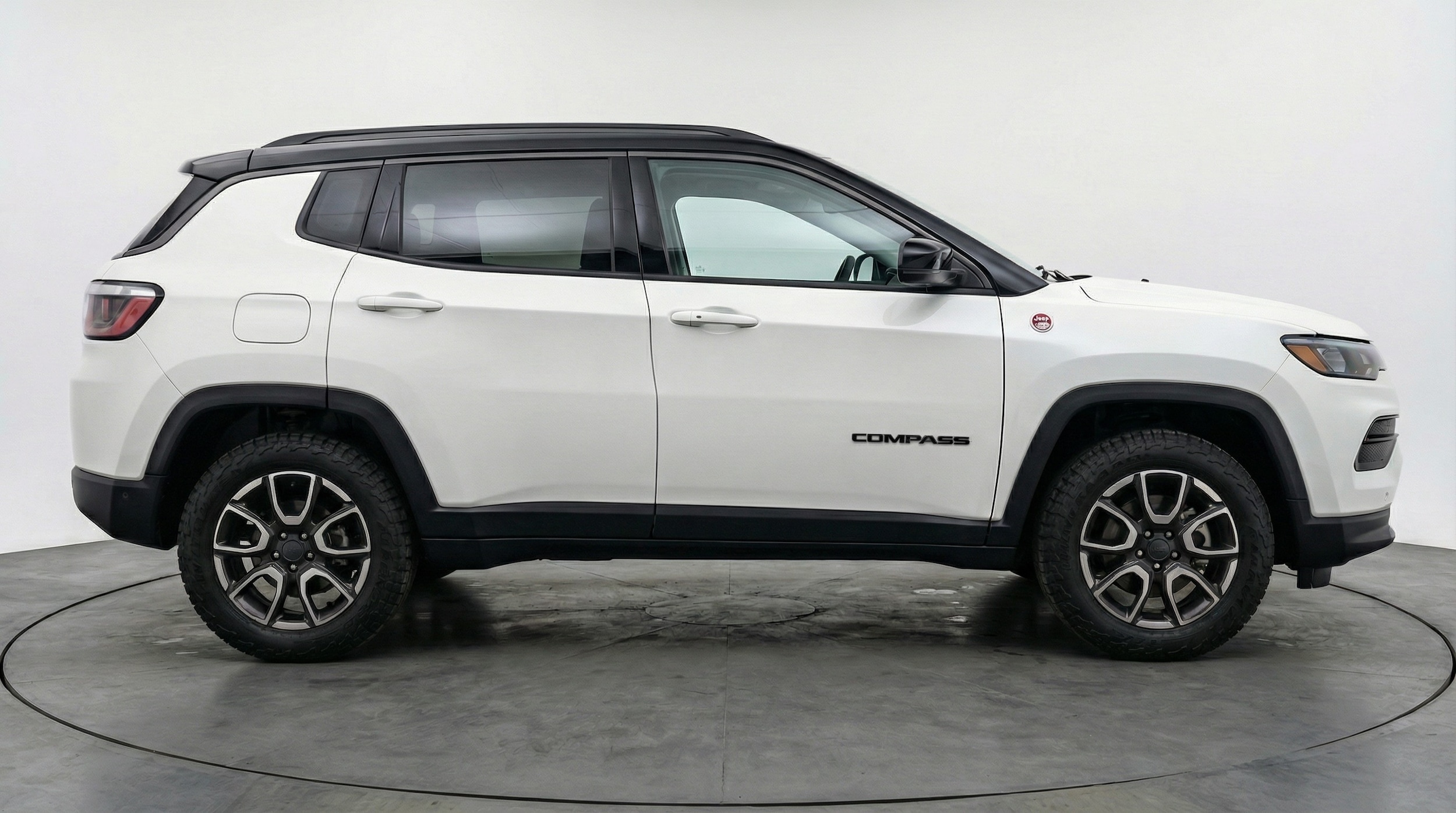 Thumbnail: 2025 Jeep Compass - 8