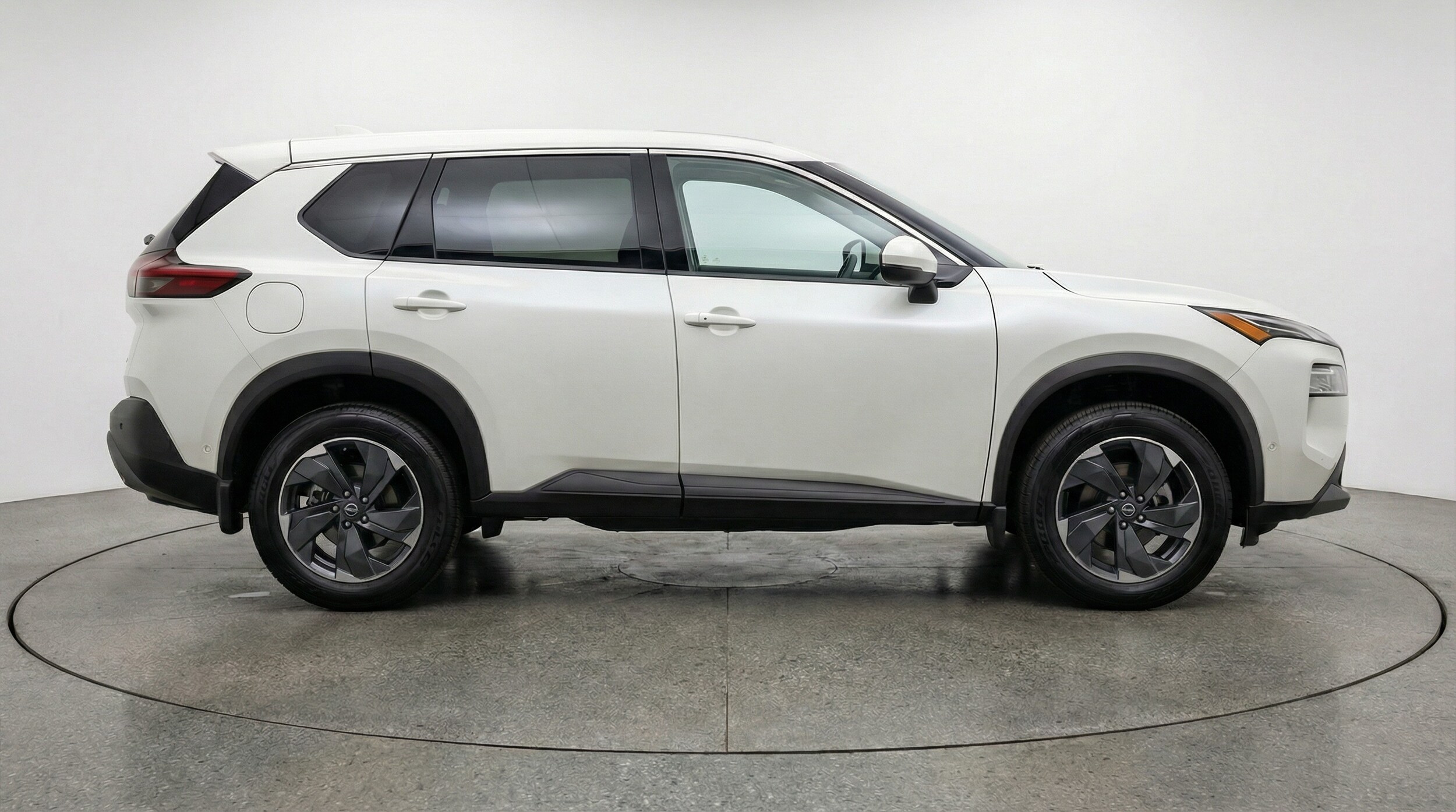 Thumbnail: 2025 Nissan Rogue - 8