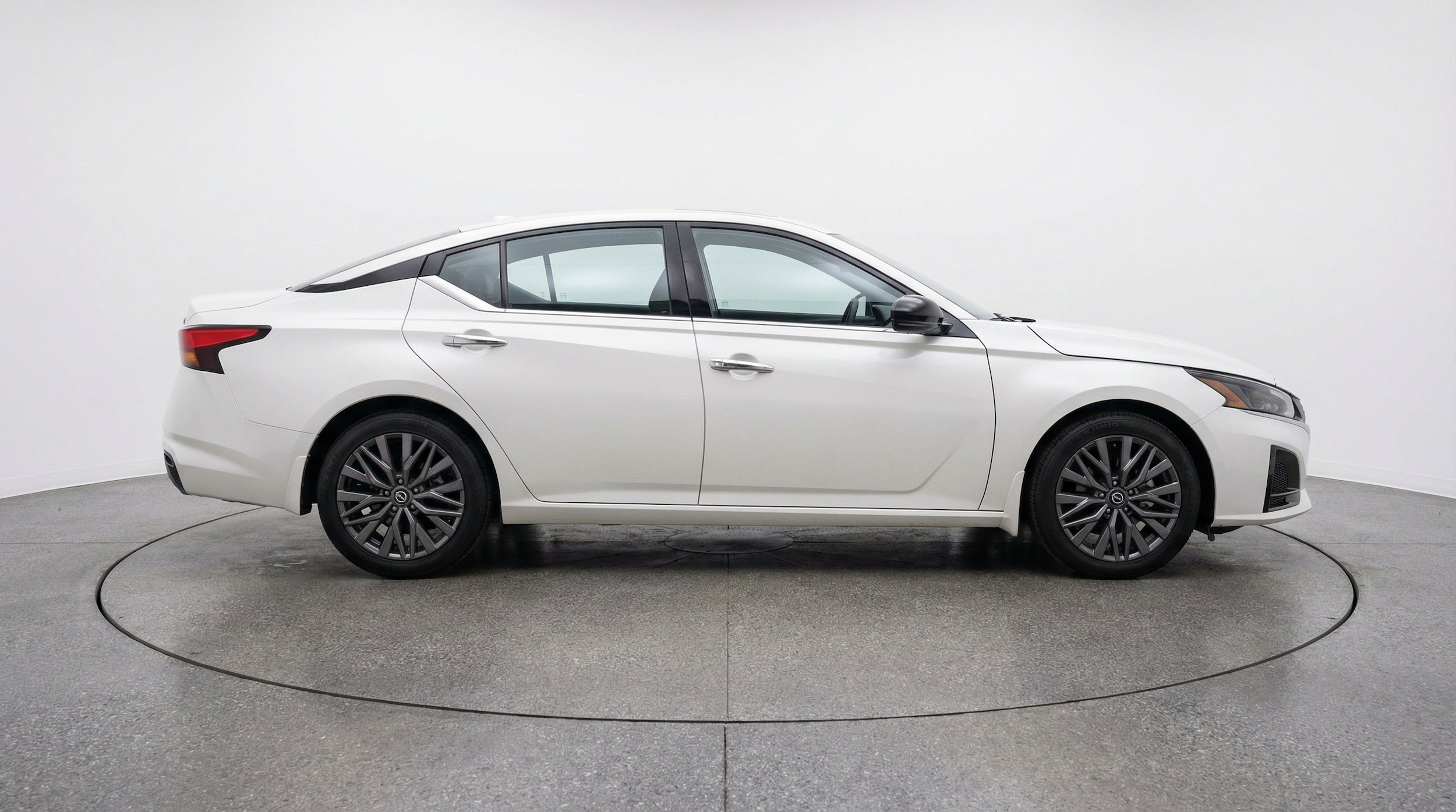 Thumbnail: 2025 Nissan Altima - 11