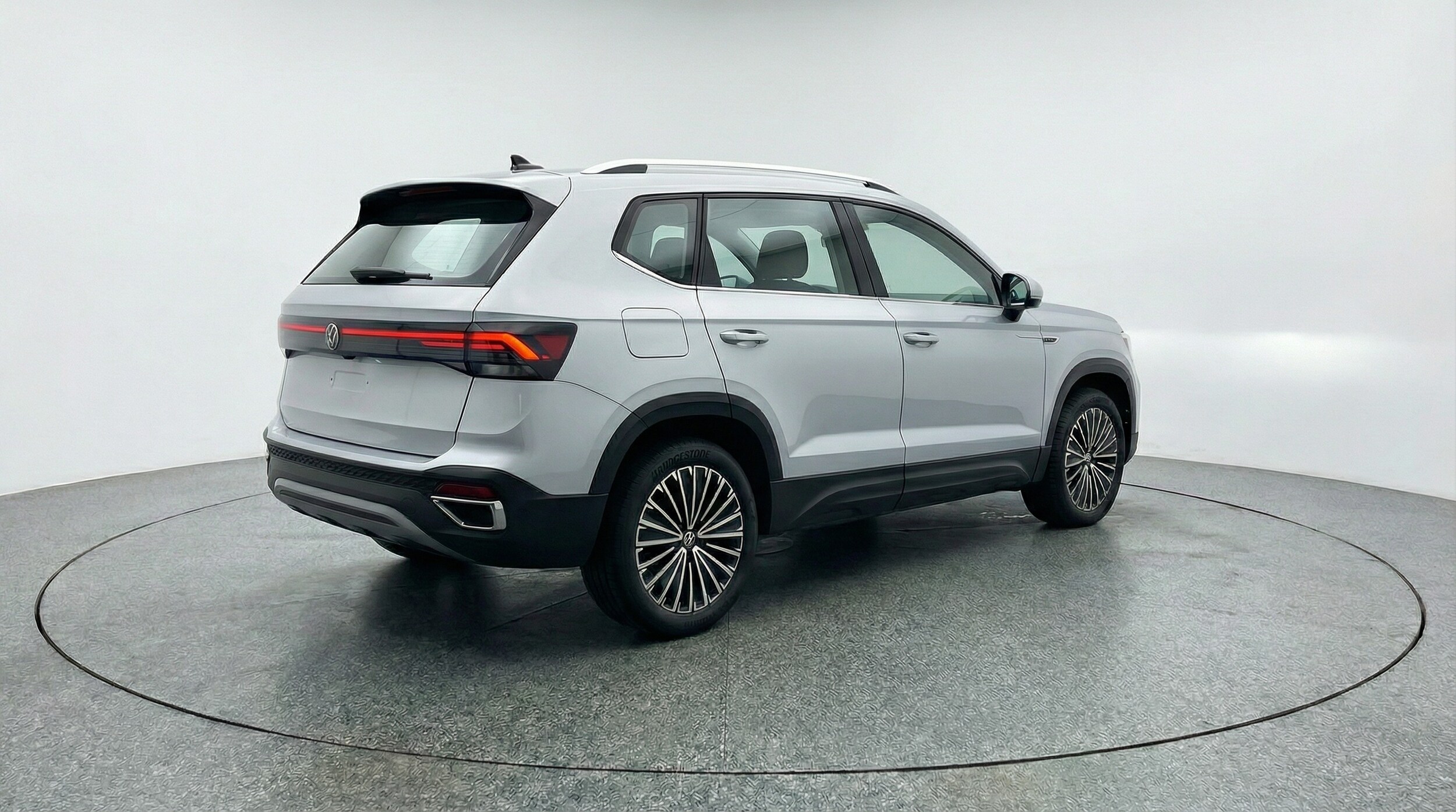 Thumbnail: 2025 Volkswagen Taos - 7