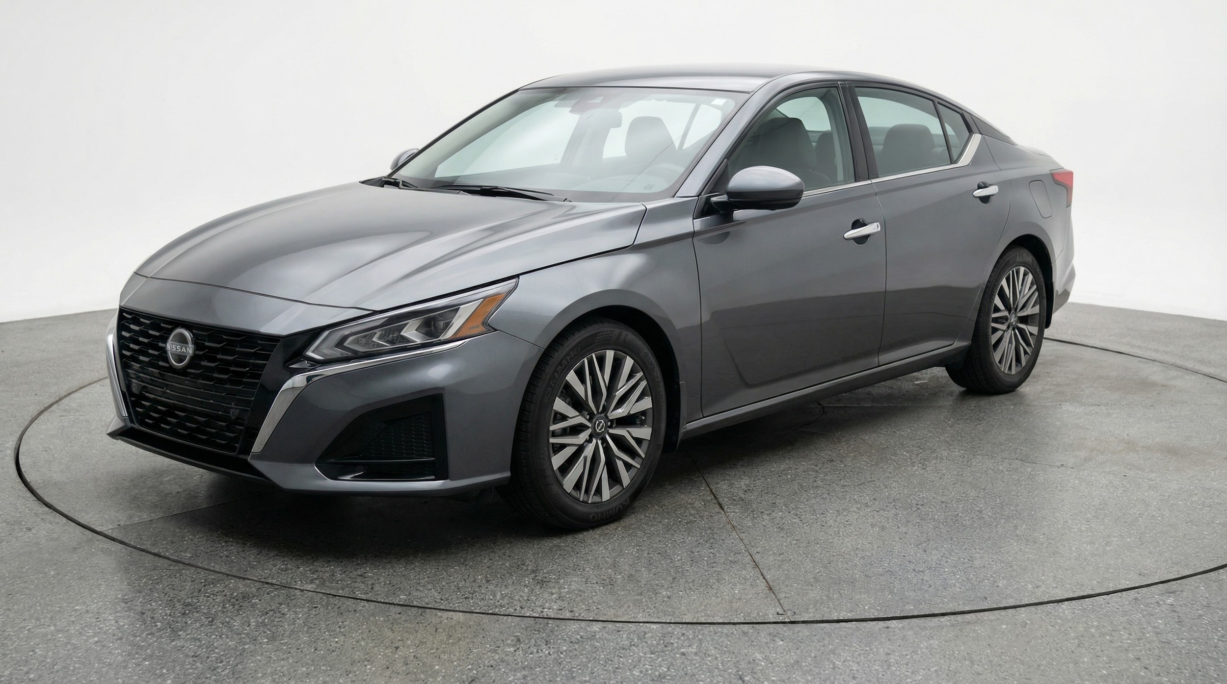 Thumbnail: 2025 Nissan Altima - 3