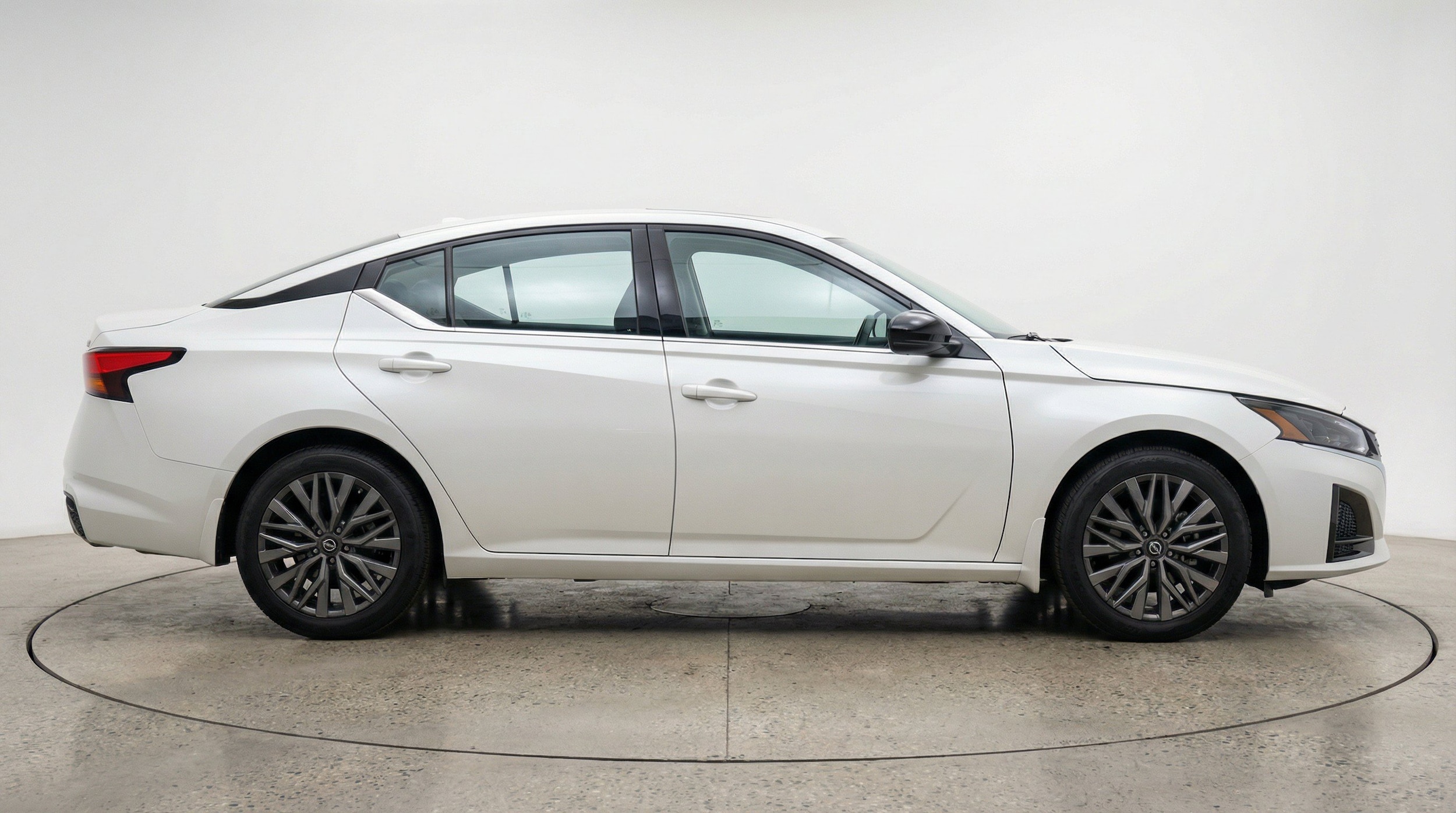 Thumbnail: 2025 Nissan Altima - 11