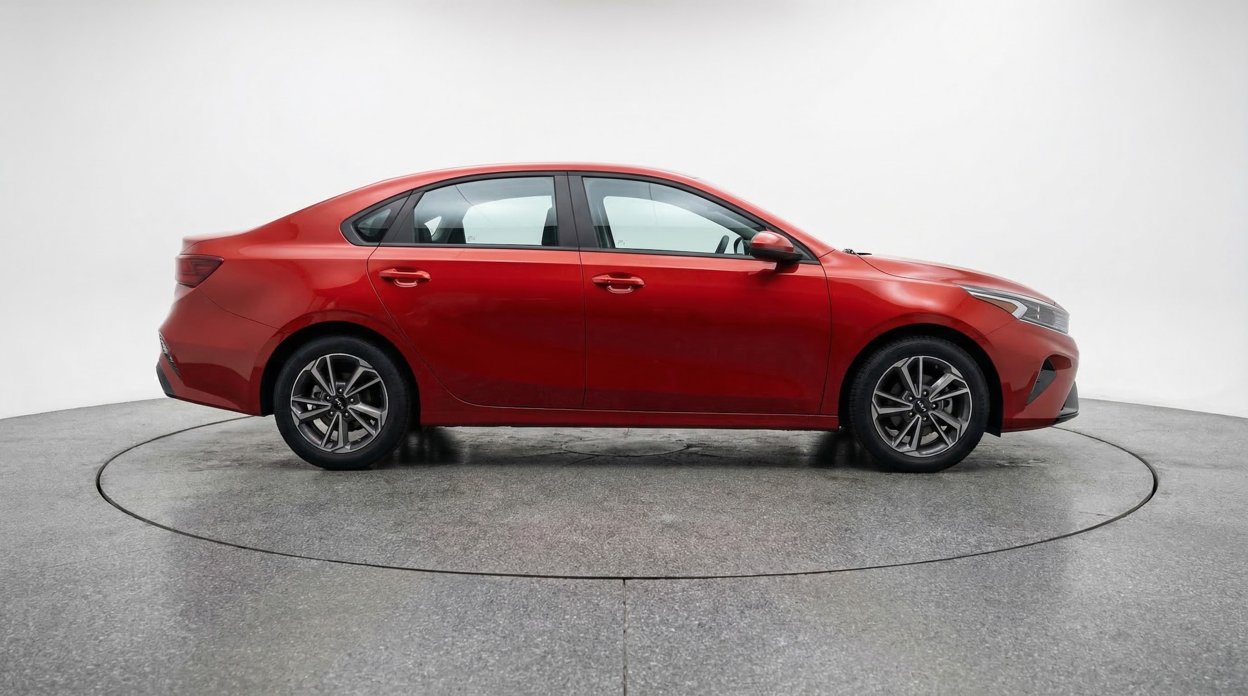 Thumbnail: 2024 Kia Forte - 8