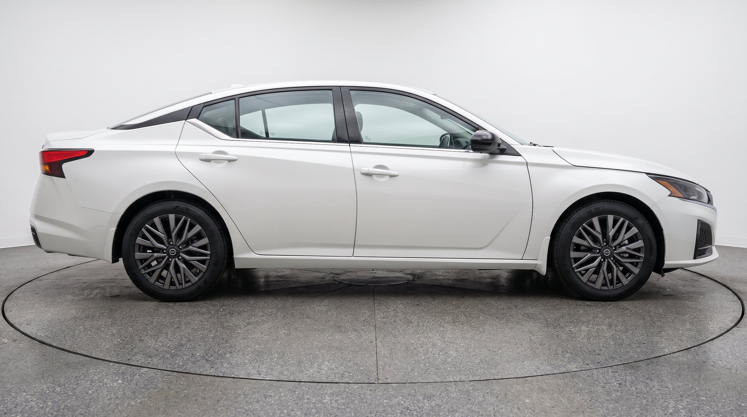 Thumbnail: 2026 Nissan Altima - 10