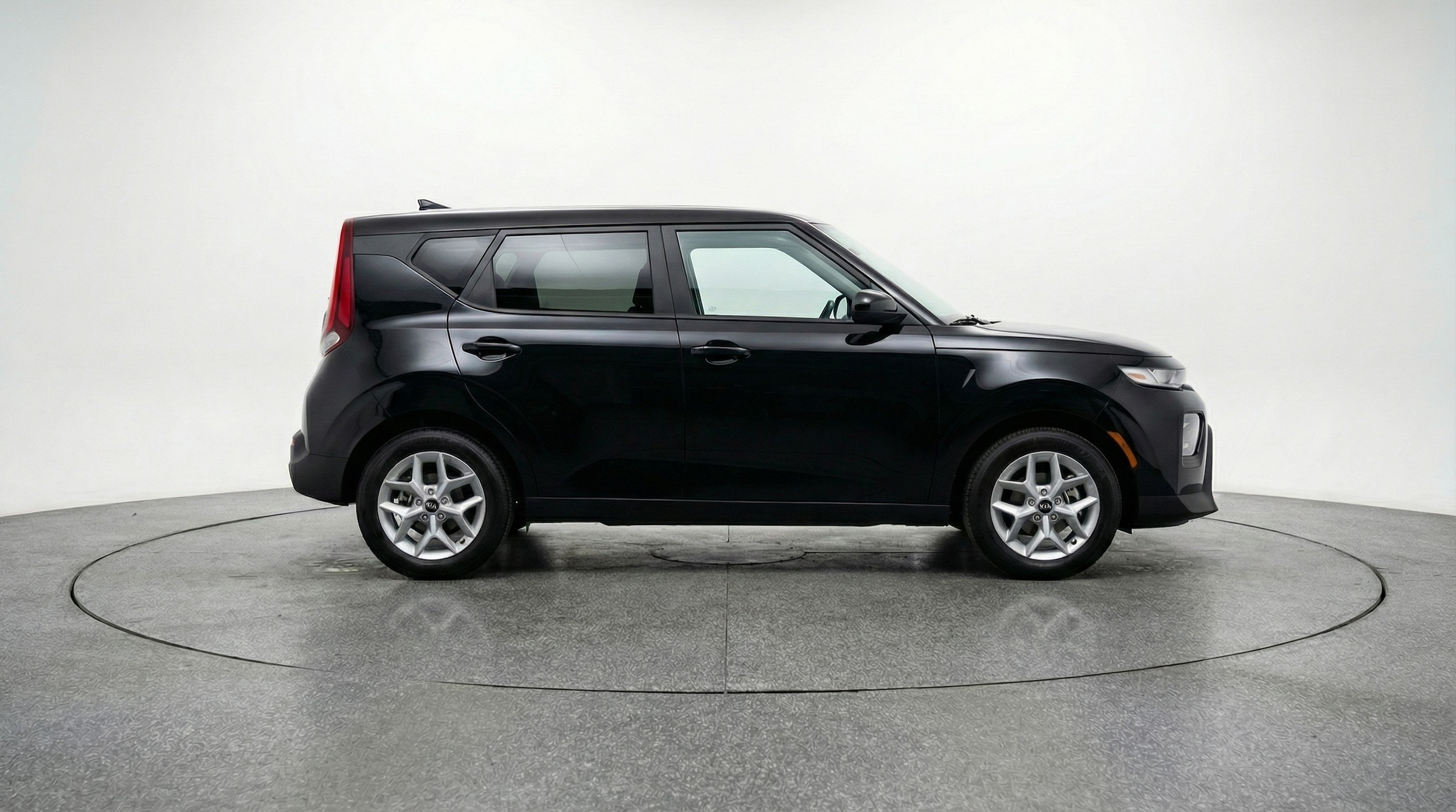 Thumbnail: 2025 Kia Soul - 8