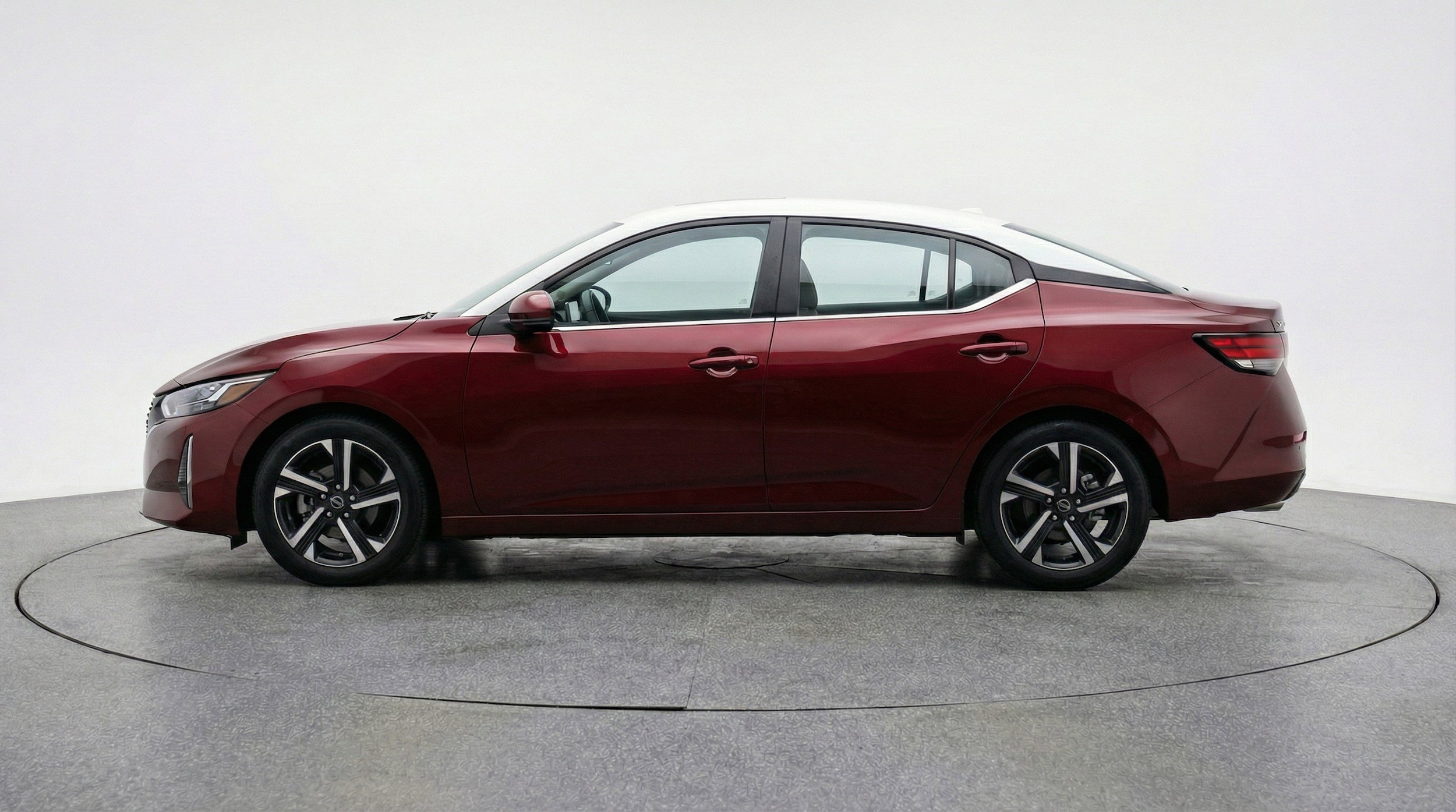 Thumbnail: 2025 Nissan Sentra - 5