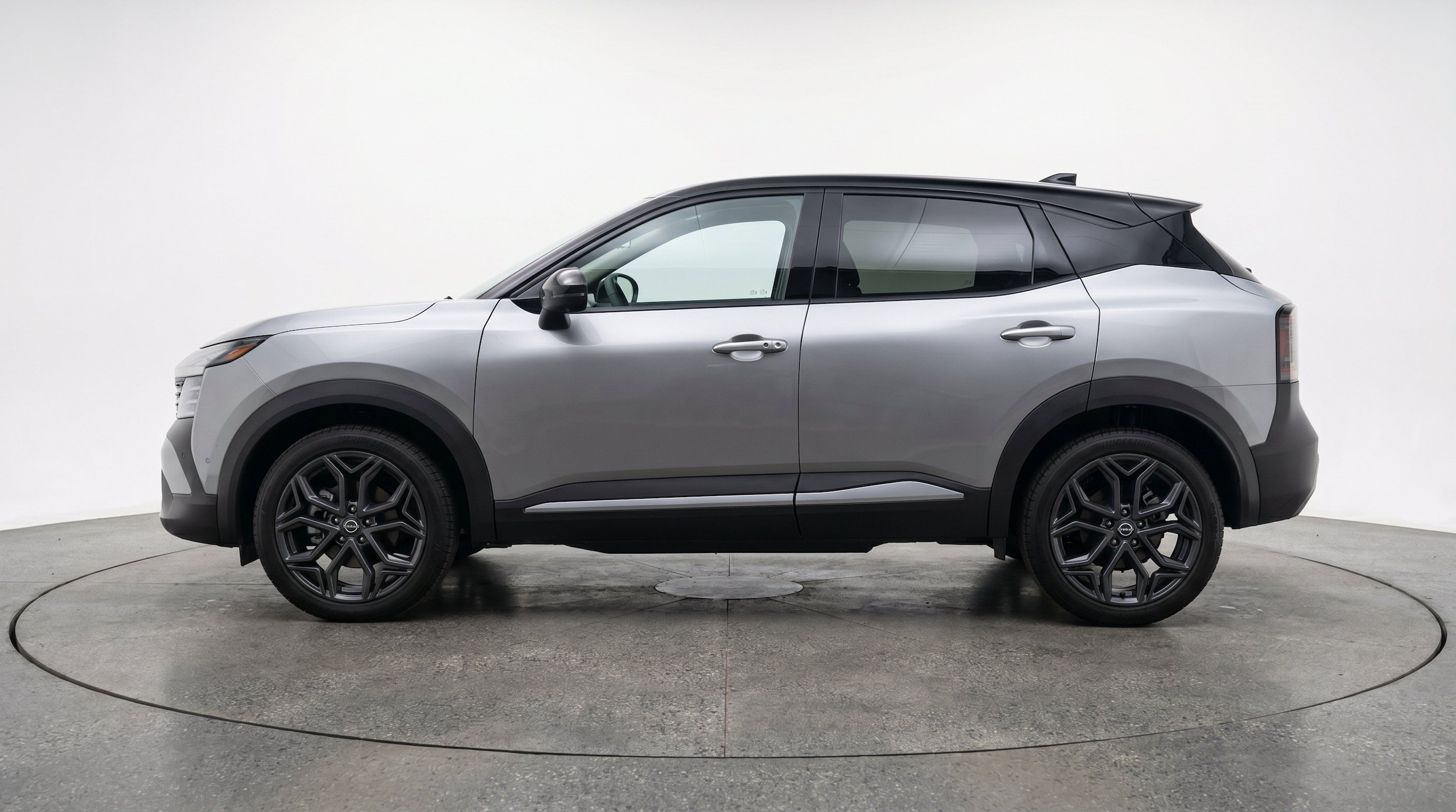 Thumbnail: 2026 Nissan Kicks - 5