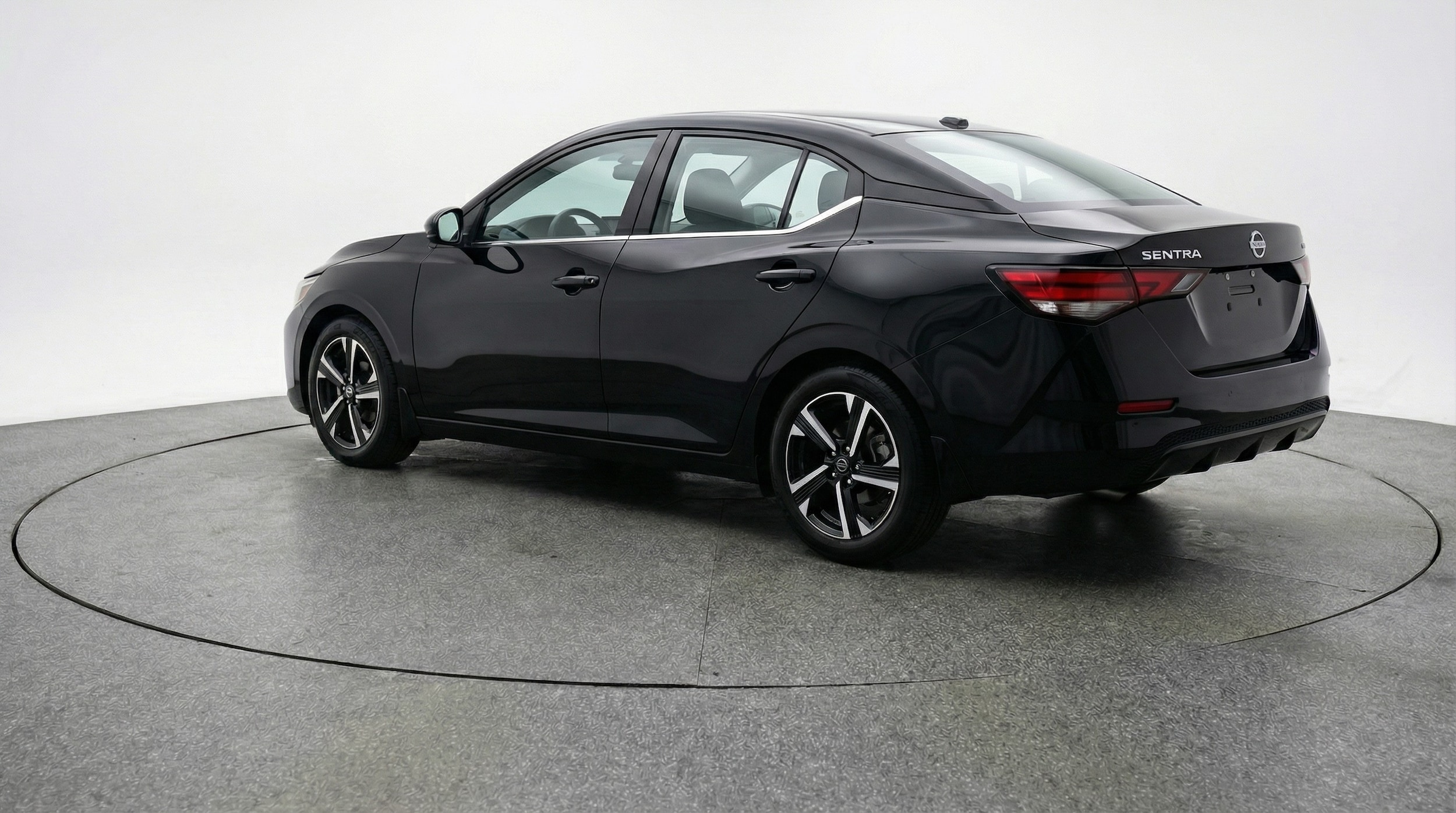 Thumbnail: 2025 Nissan Sentra - 5