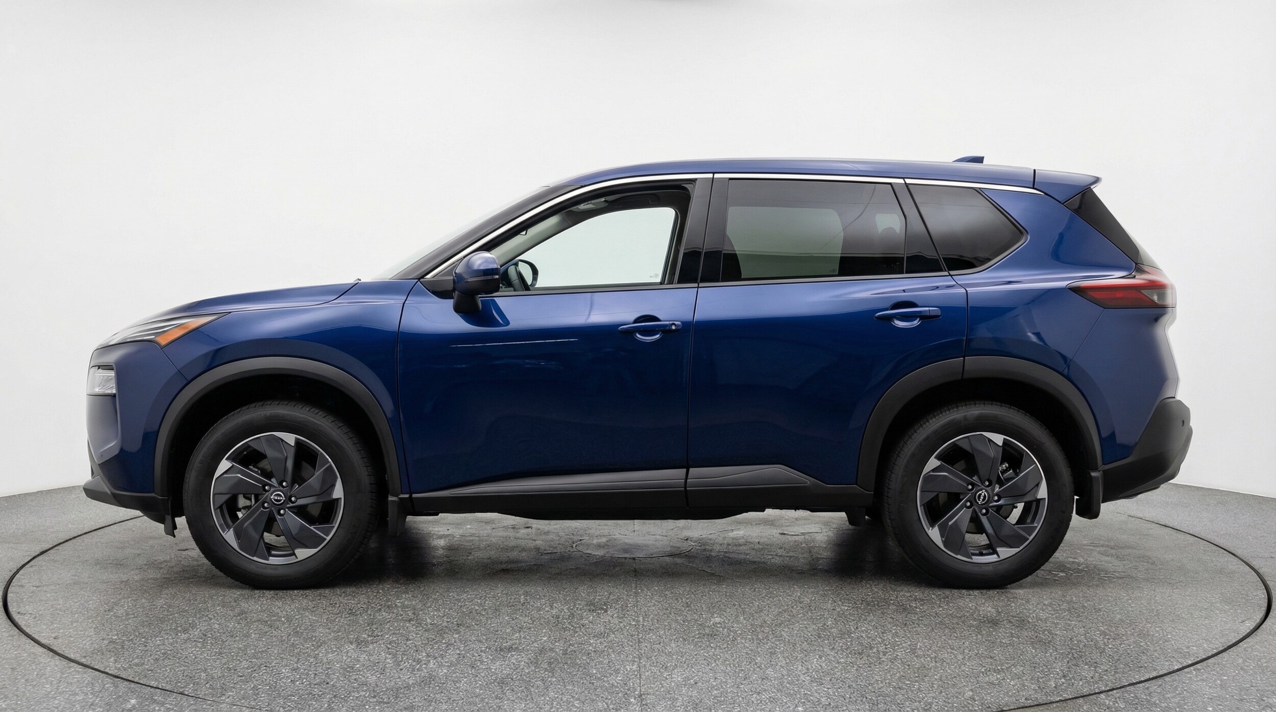 Thumbnail: 2025 Nissan Rogue - 4
