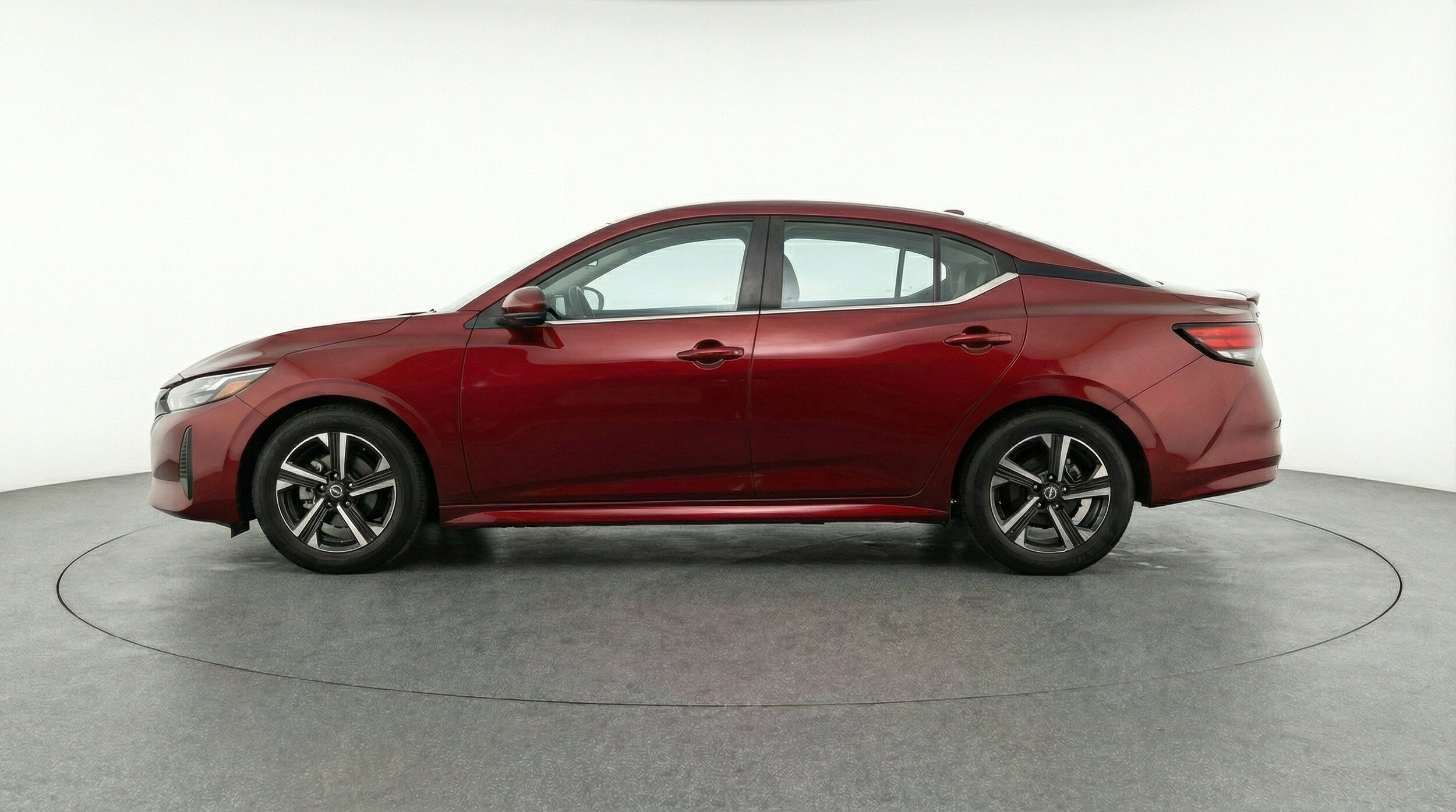 Thumbnail: 2025 Nissan Sentra - 5