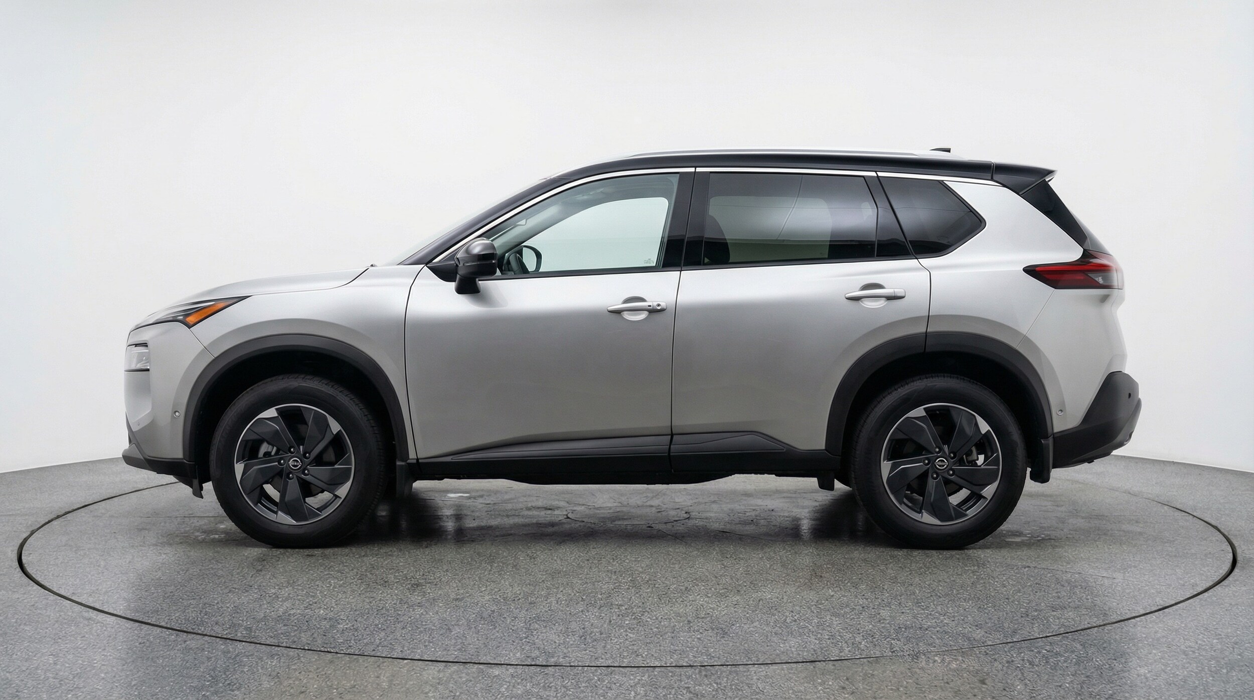 Thumbnail: 2025 Nissan Rogue - 4