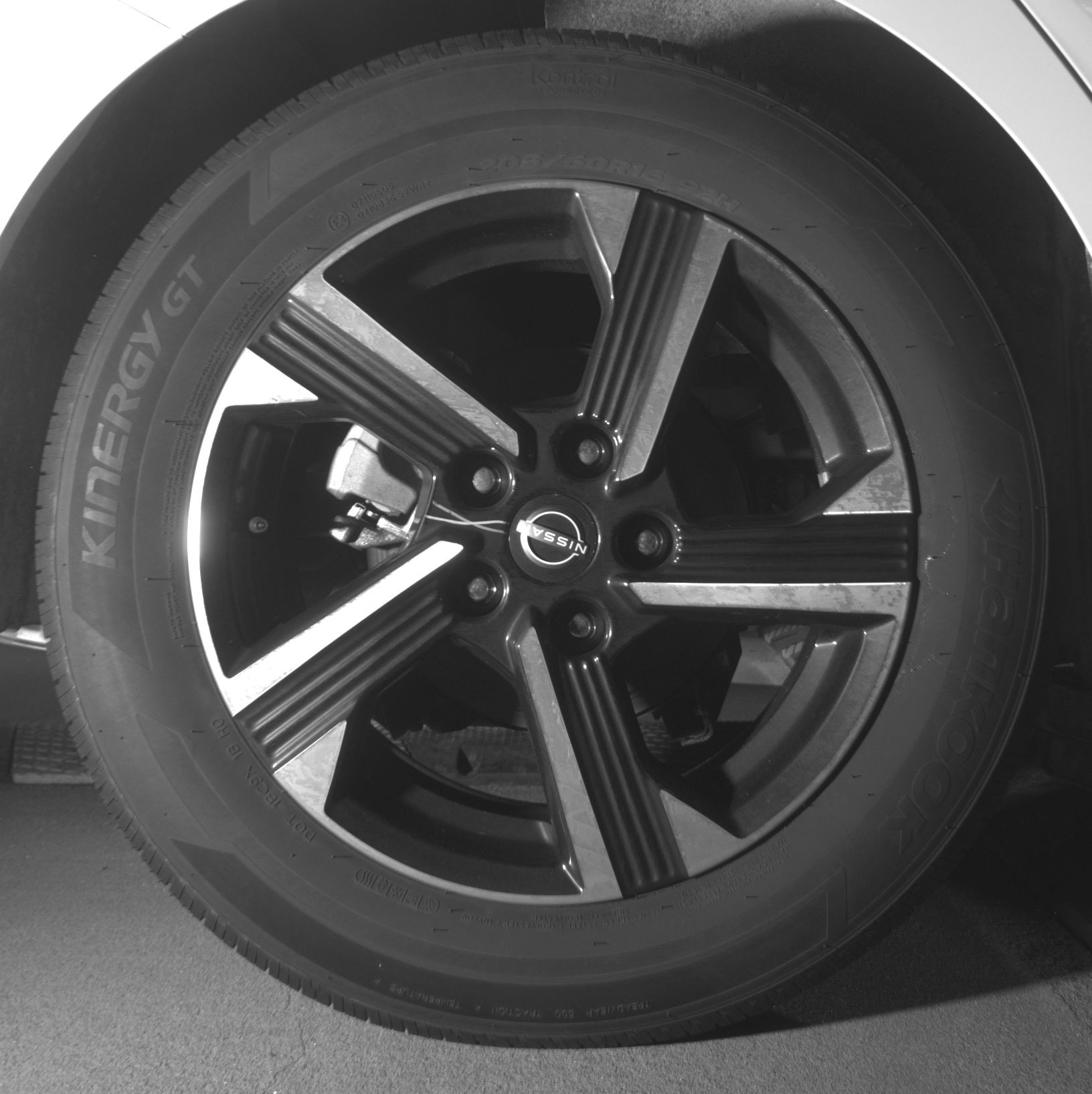 Thumbnail: 2025 Nissan Sentra - 12