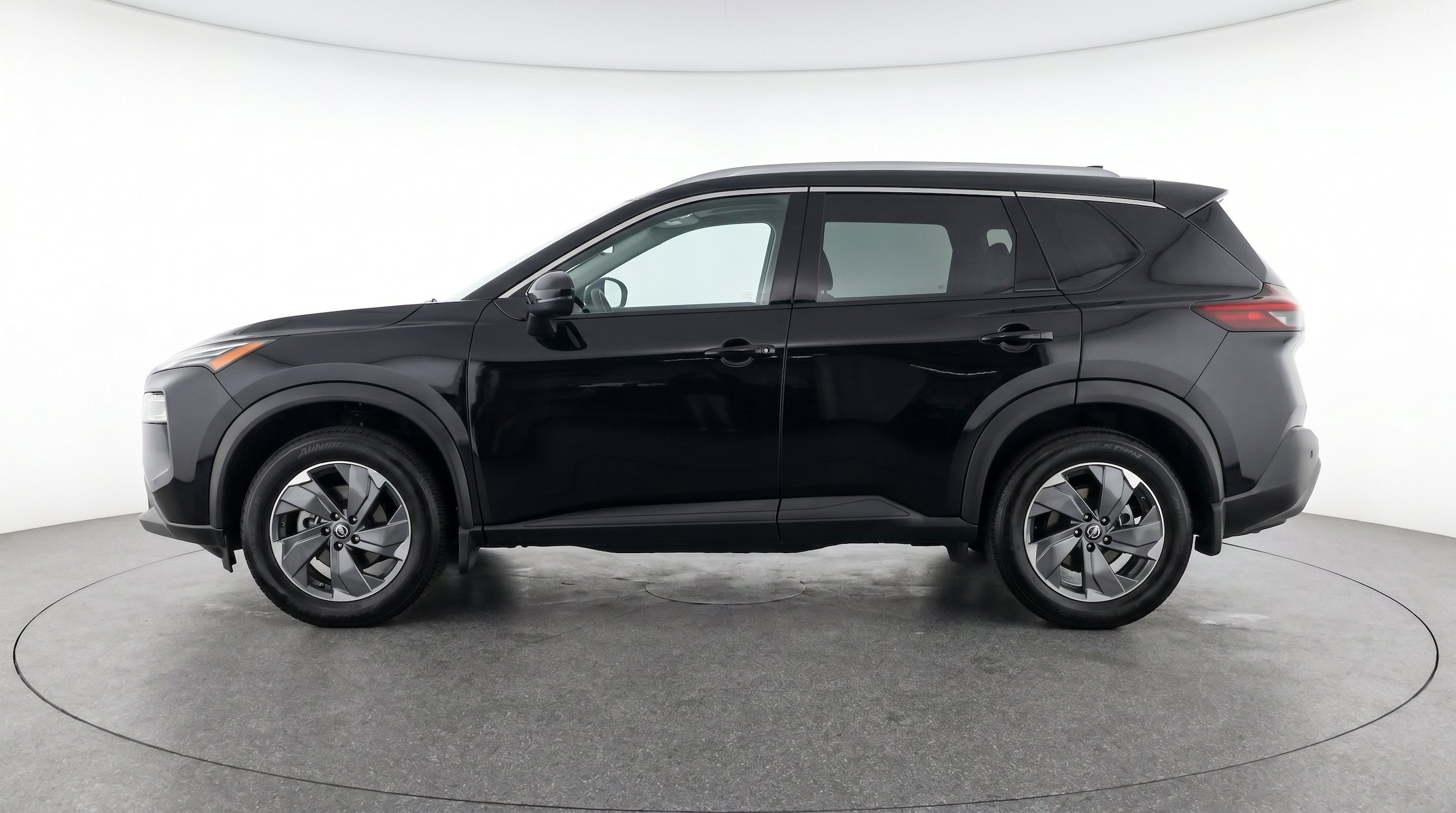 Thumbnail: 2025 Nissan Rogue - 5