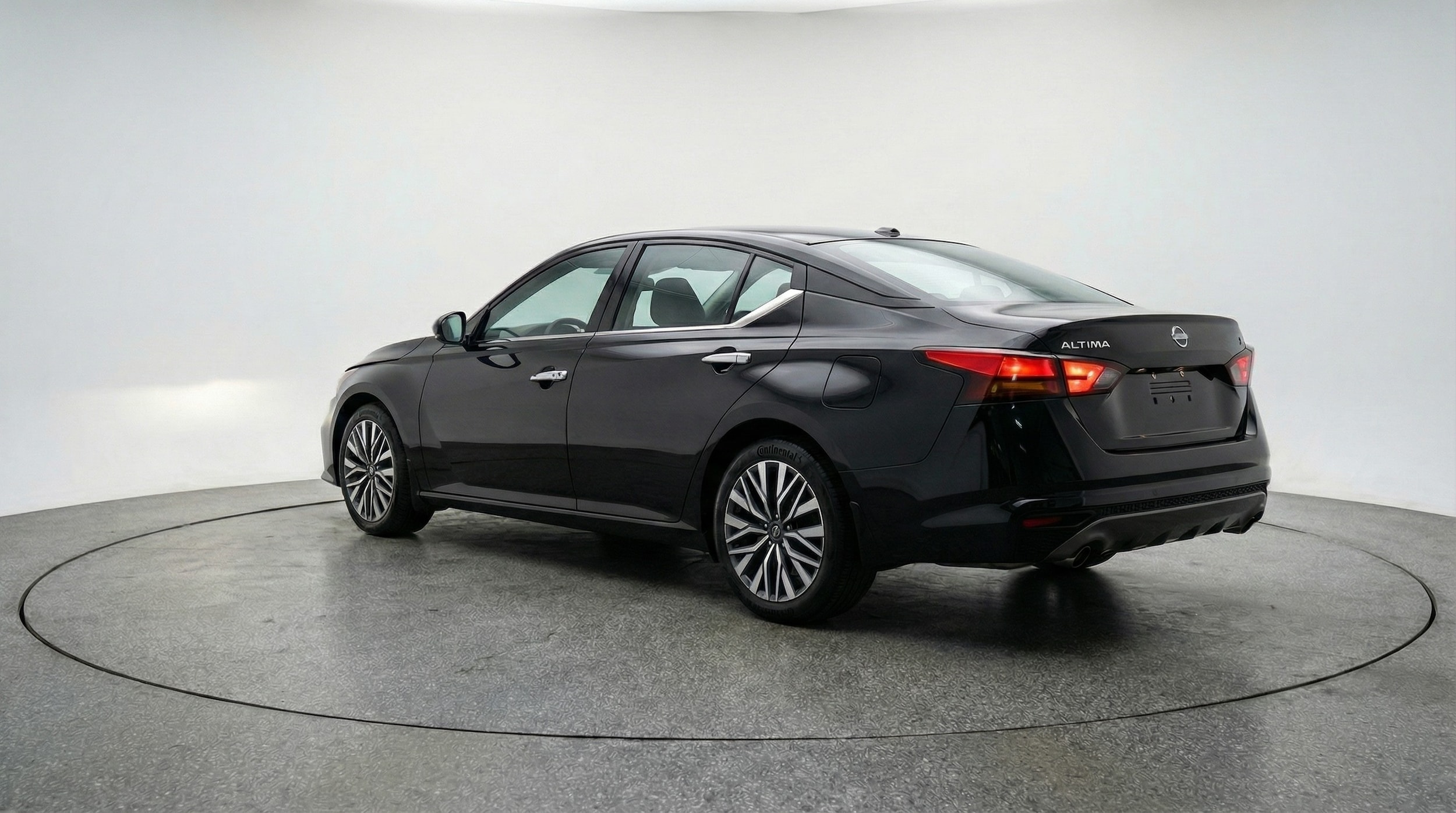 Thumbnail: 2025 Nissan Altima - 5