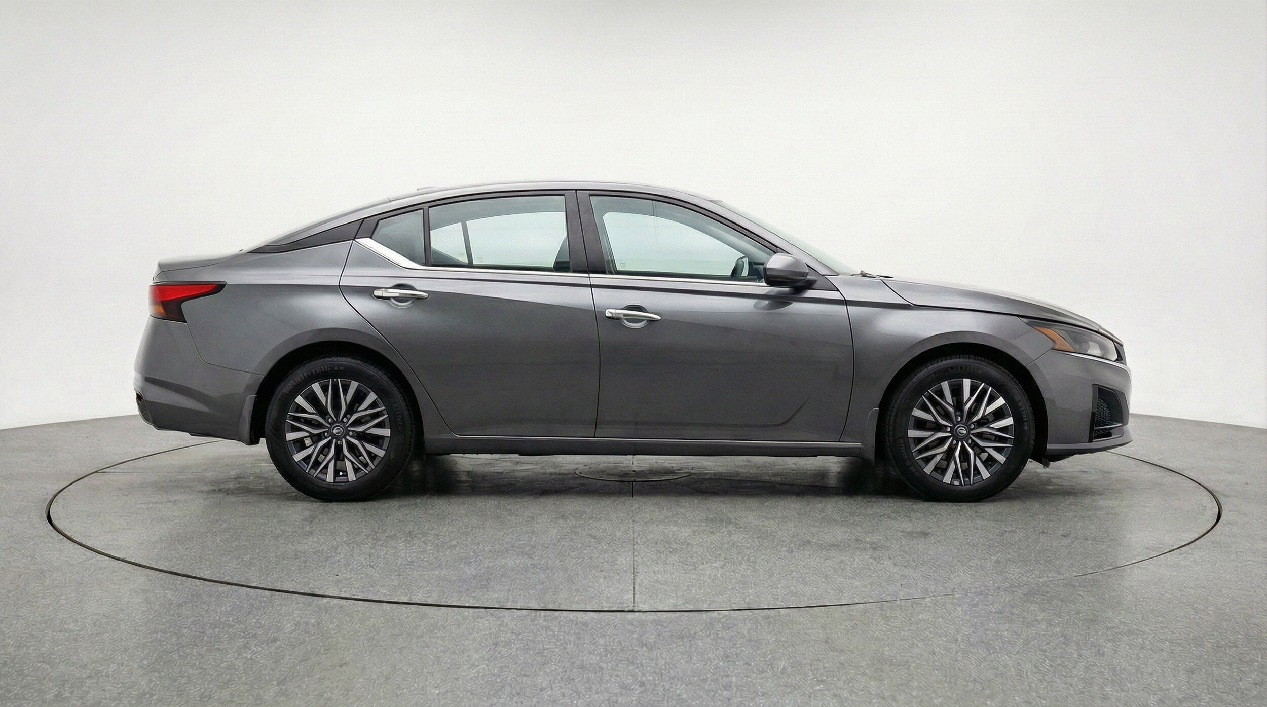 Thumbnail: 2025 Nissan Altima - 11