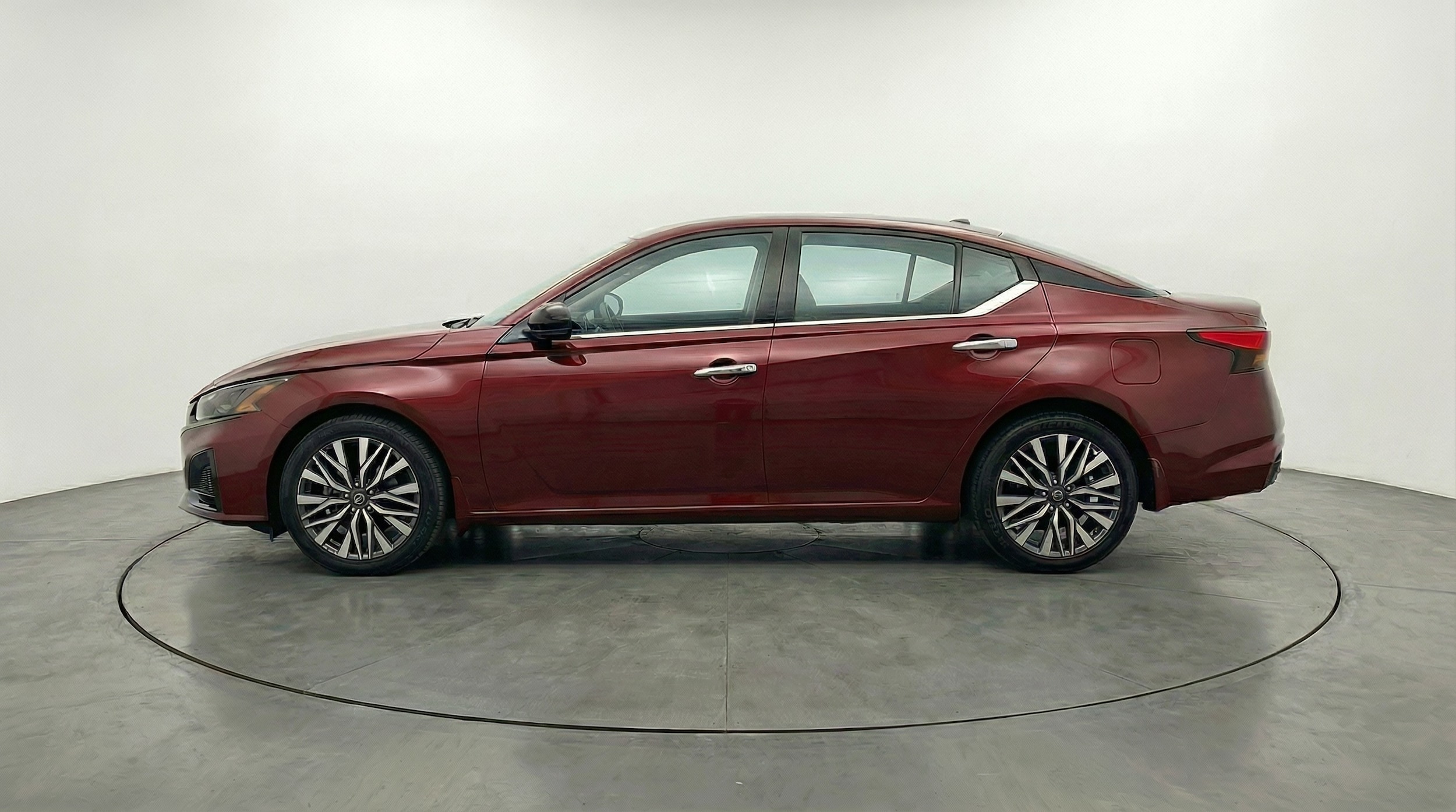 Thumbnail: 2025 Nissan Altima - 4