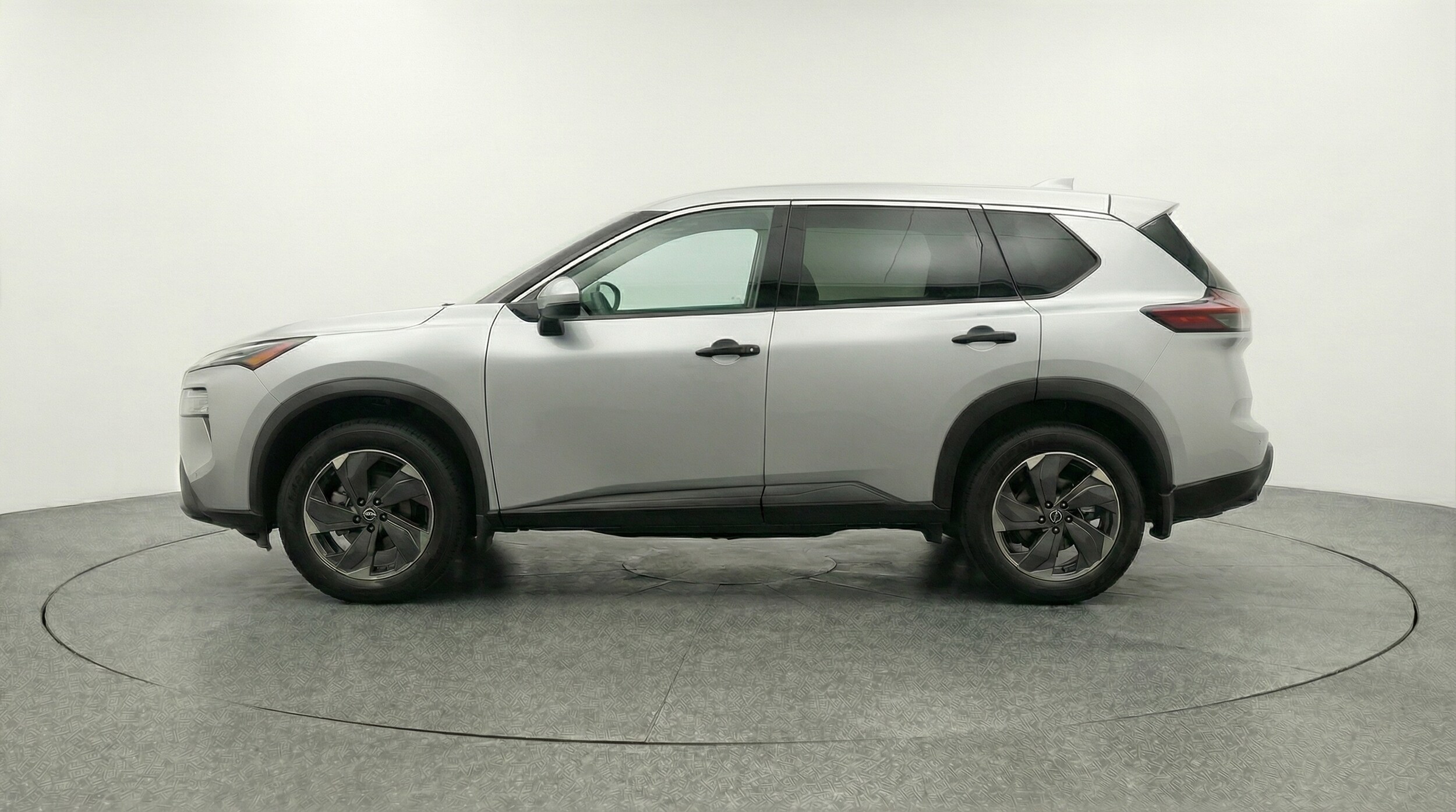 Thumbnail: 2025 Nissan Rogue - 4