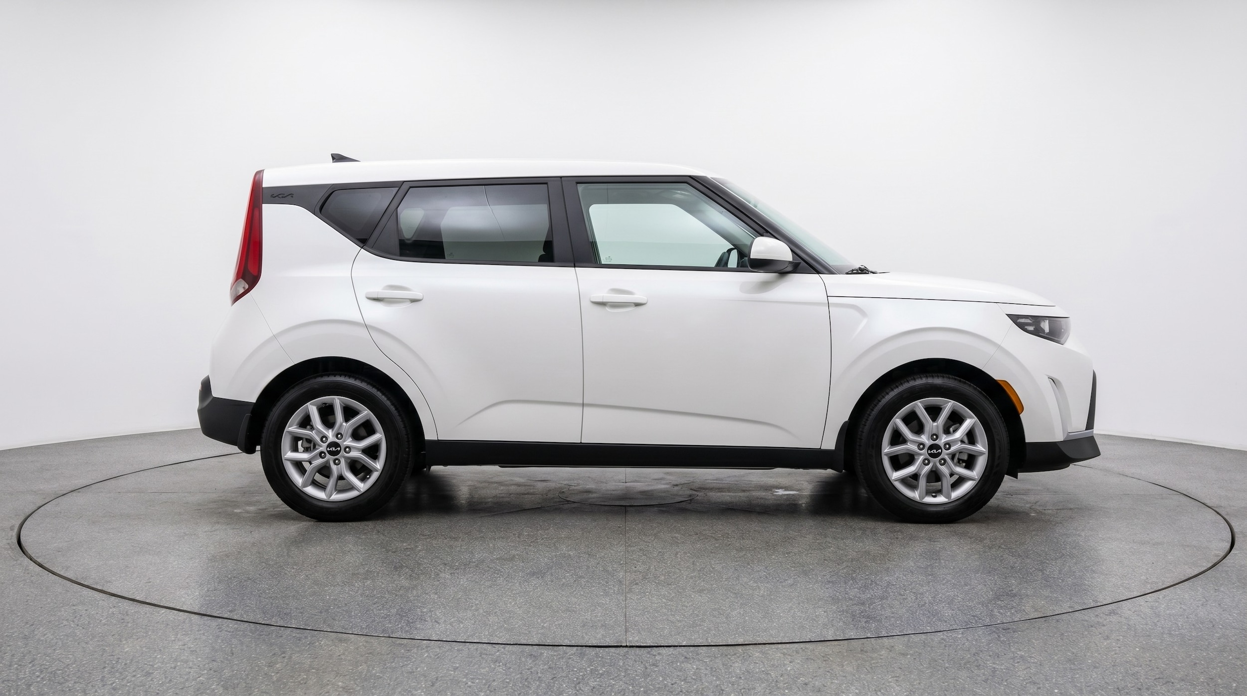 Thumbnail: 2025 Kia Soul - 8