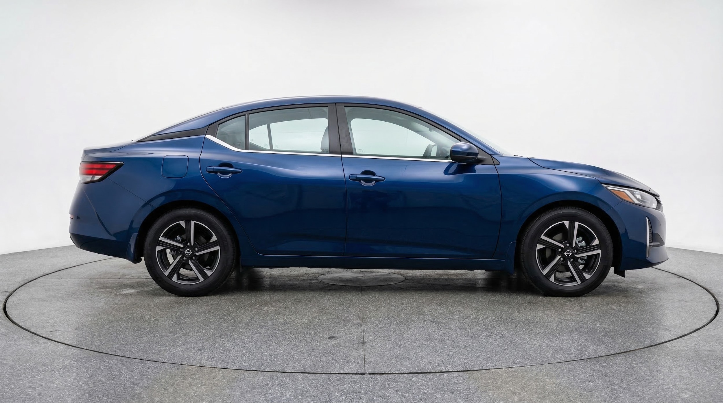 Thumbnail: 2025 Nissan Sentra - 8