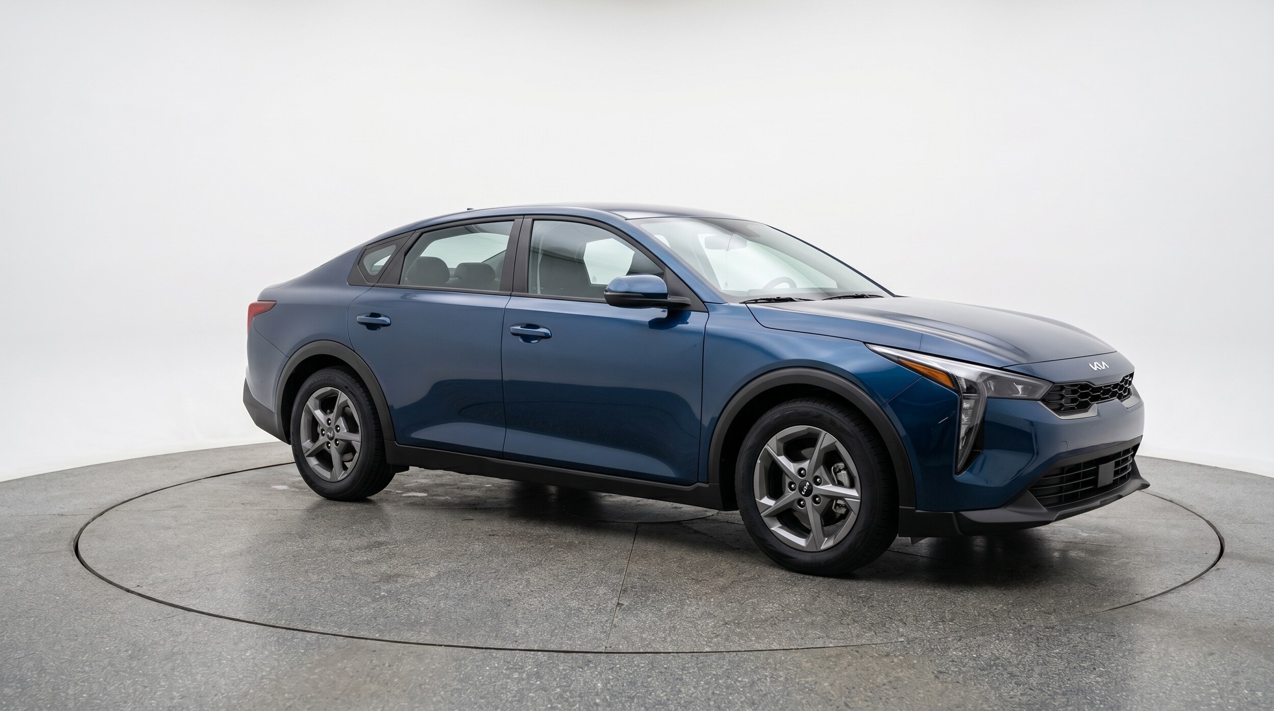 Thumbnail: 2025 Kia K4 - 1