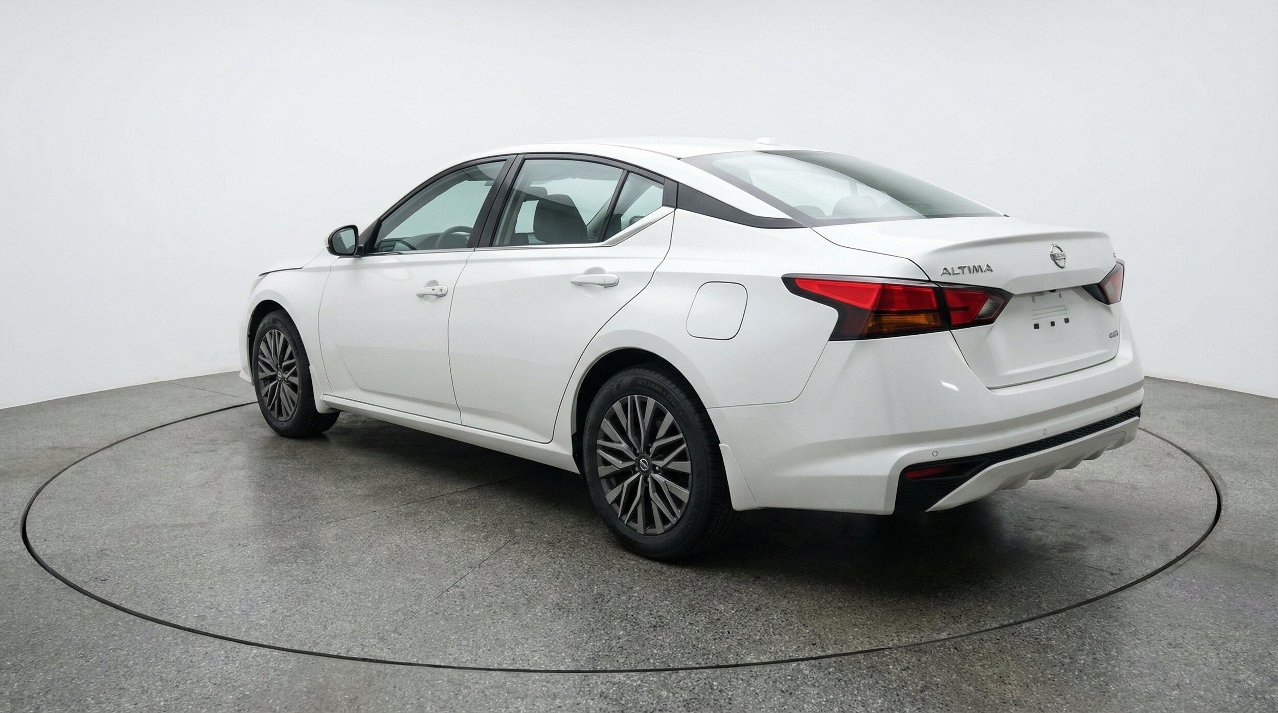 Thumbnail: 2025 Nissan Altima - 6