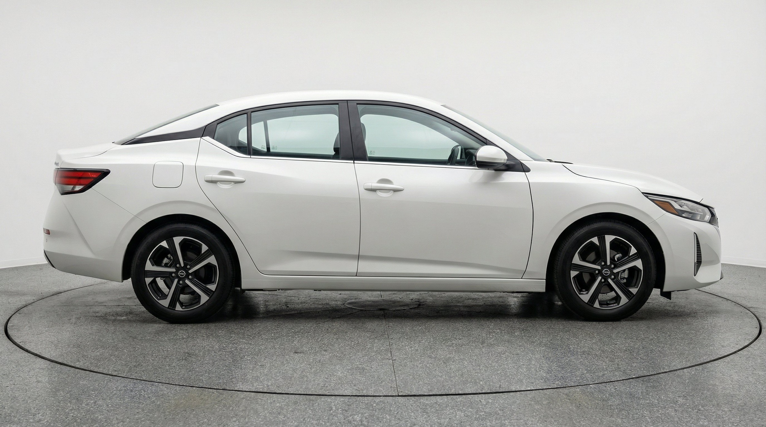 Thumbnail: 2025 Nissan Sentra - 11