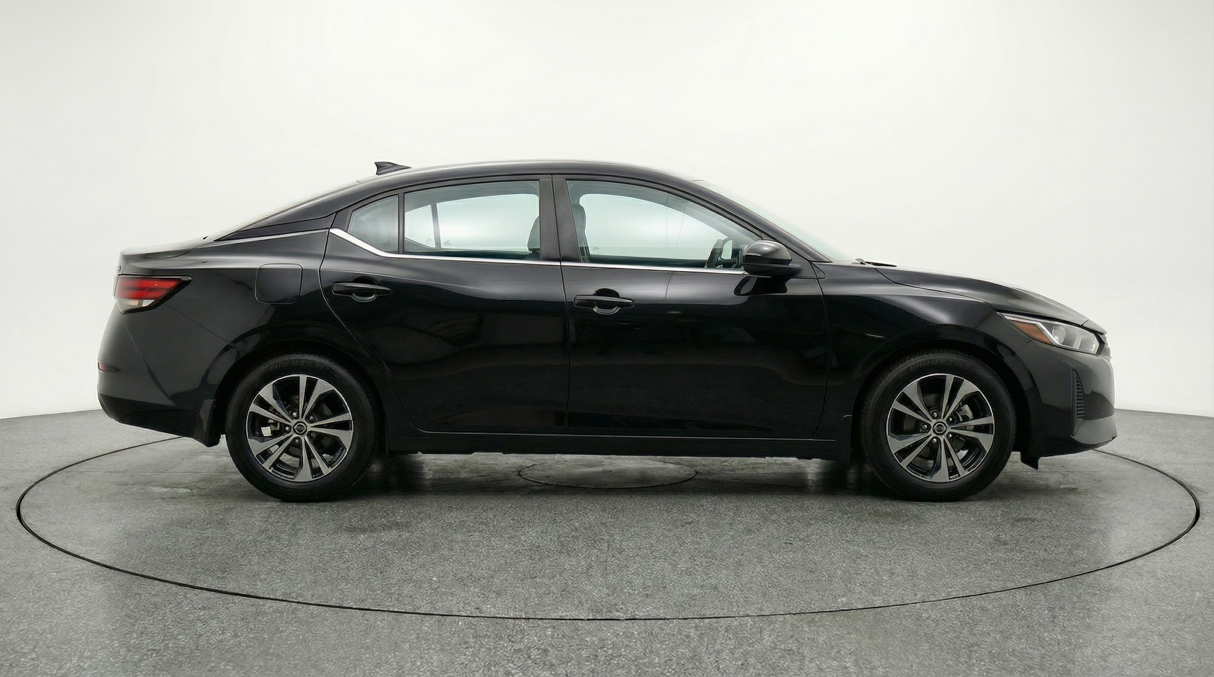 Thumbnail: 2025 Nissan Sentra - 8