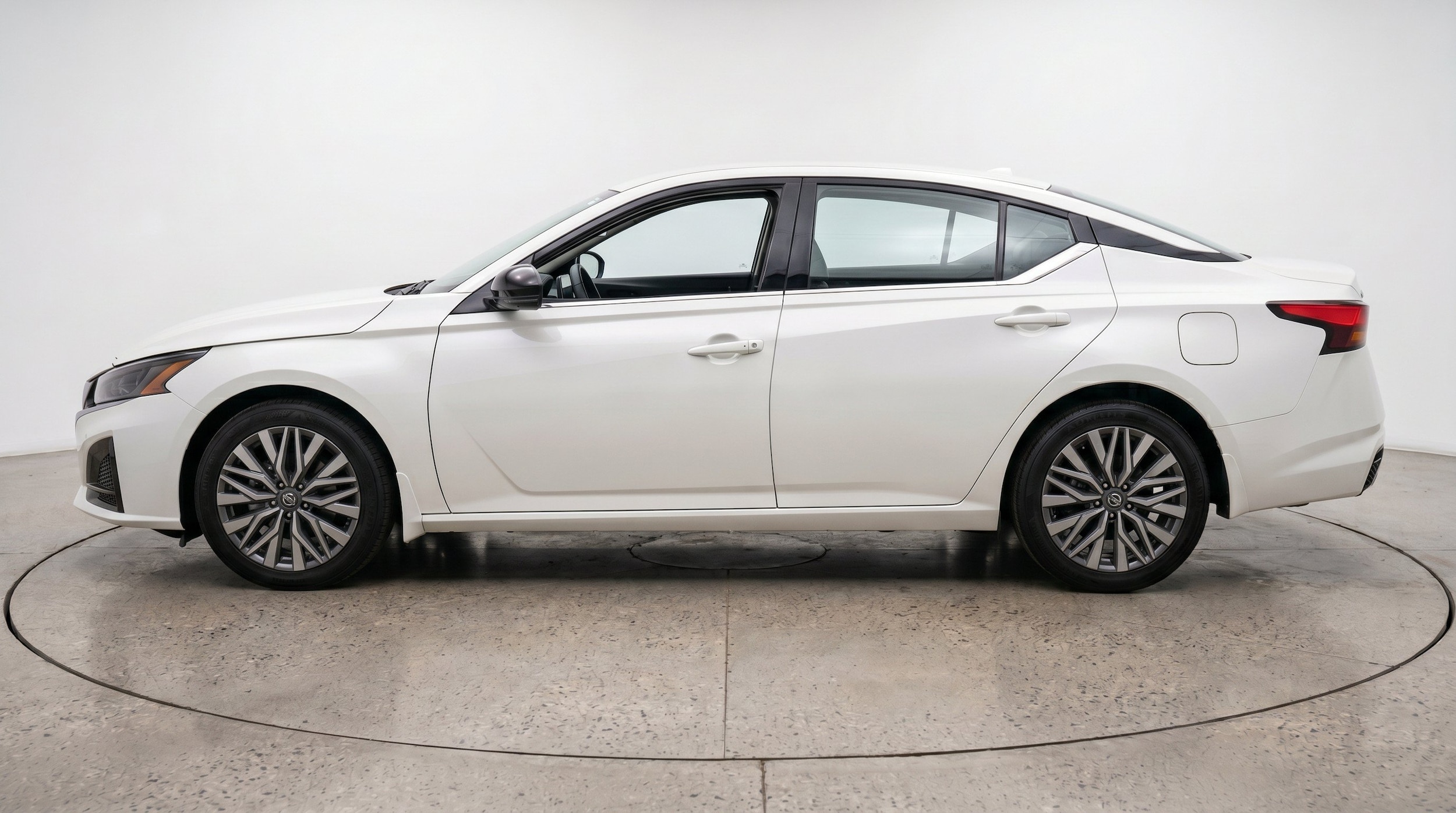Thumbnail: 2026 Nissan Altima - 5