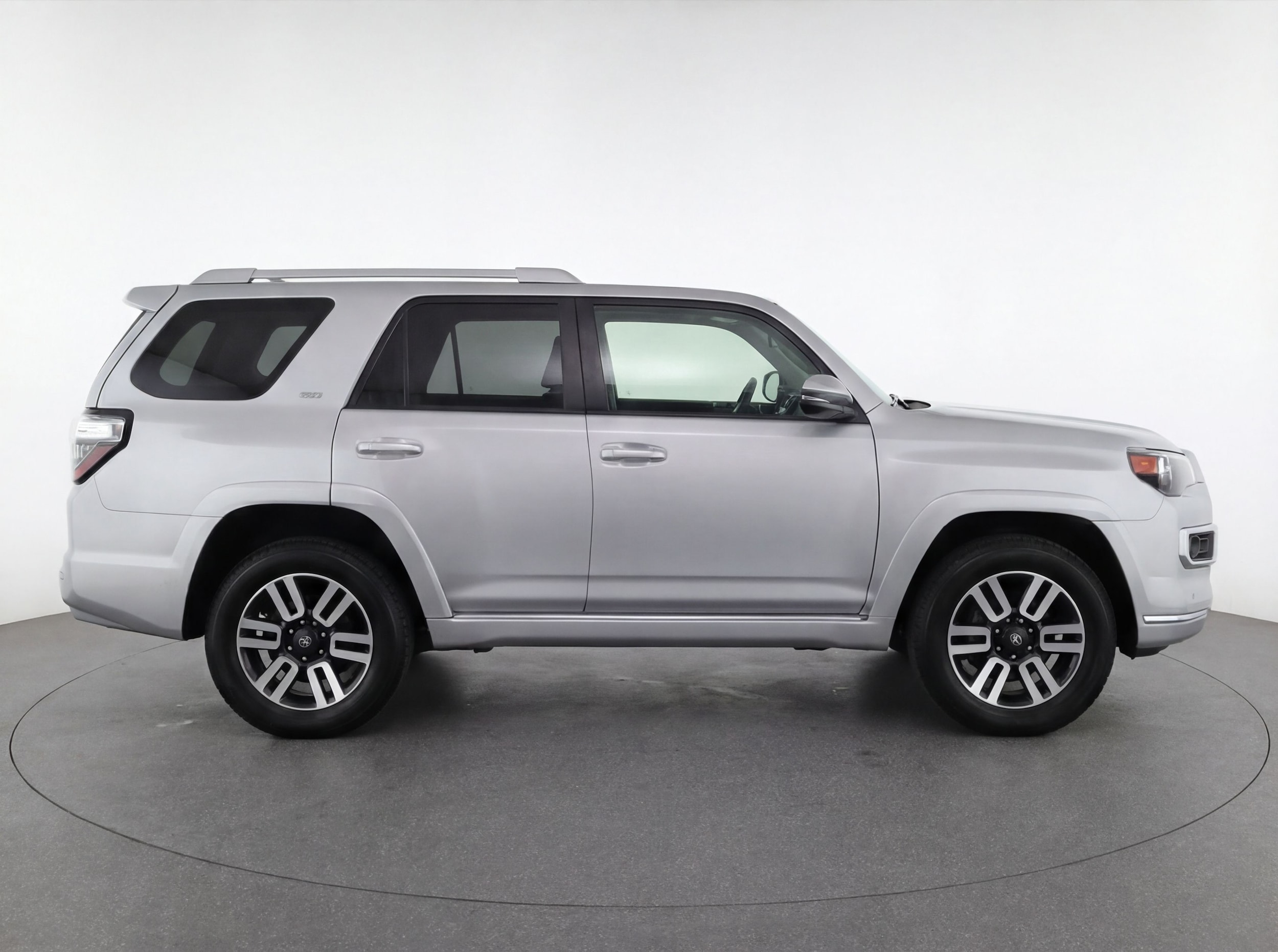 Thumbnail: 2024 Toyota 4Runner - 8