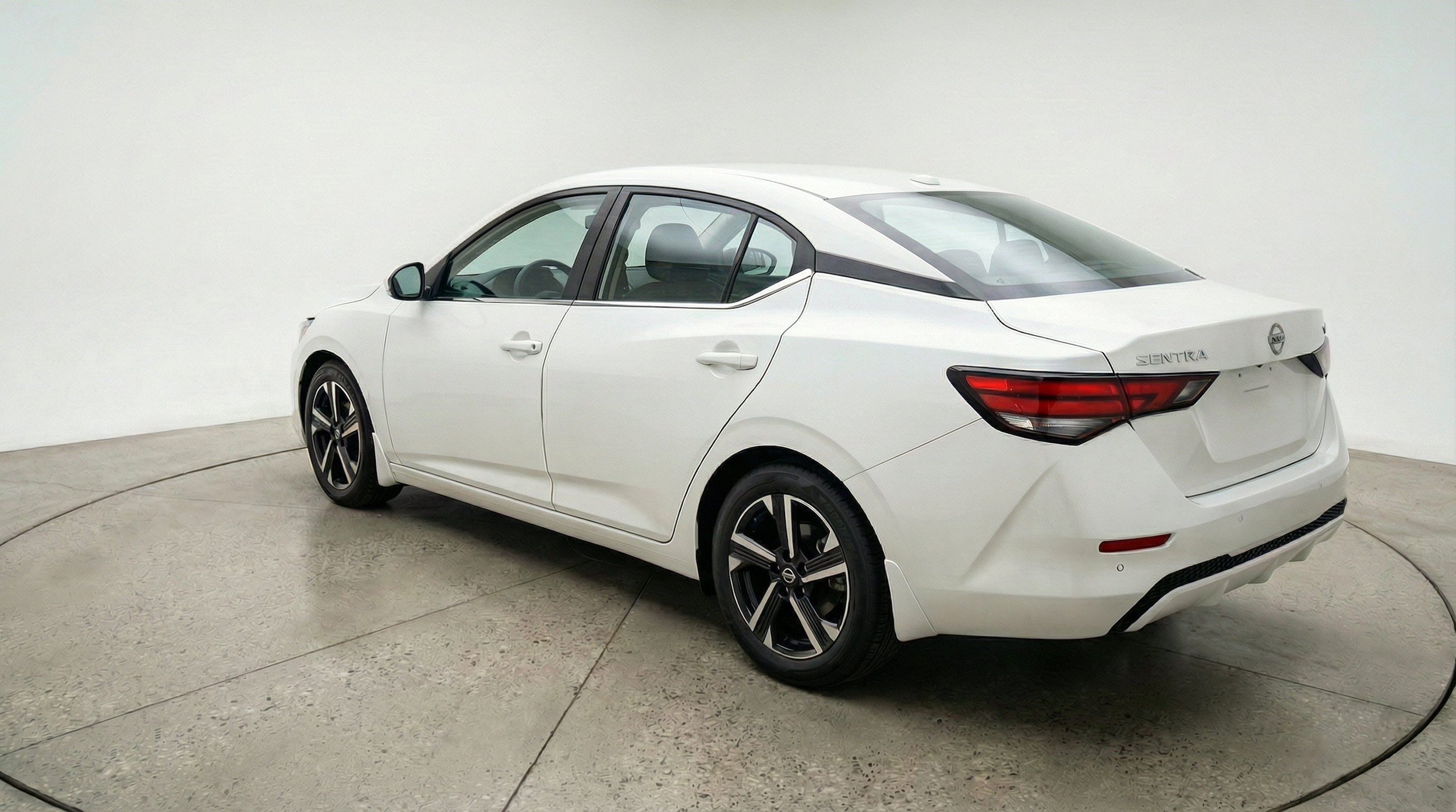 Thumbnail: 2025 Nissan Sentra - 5