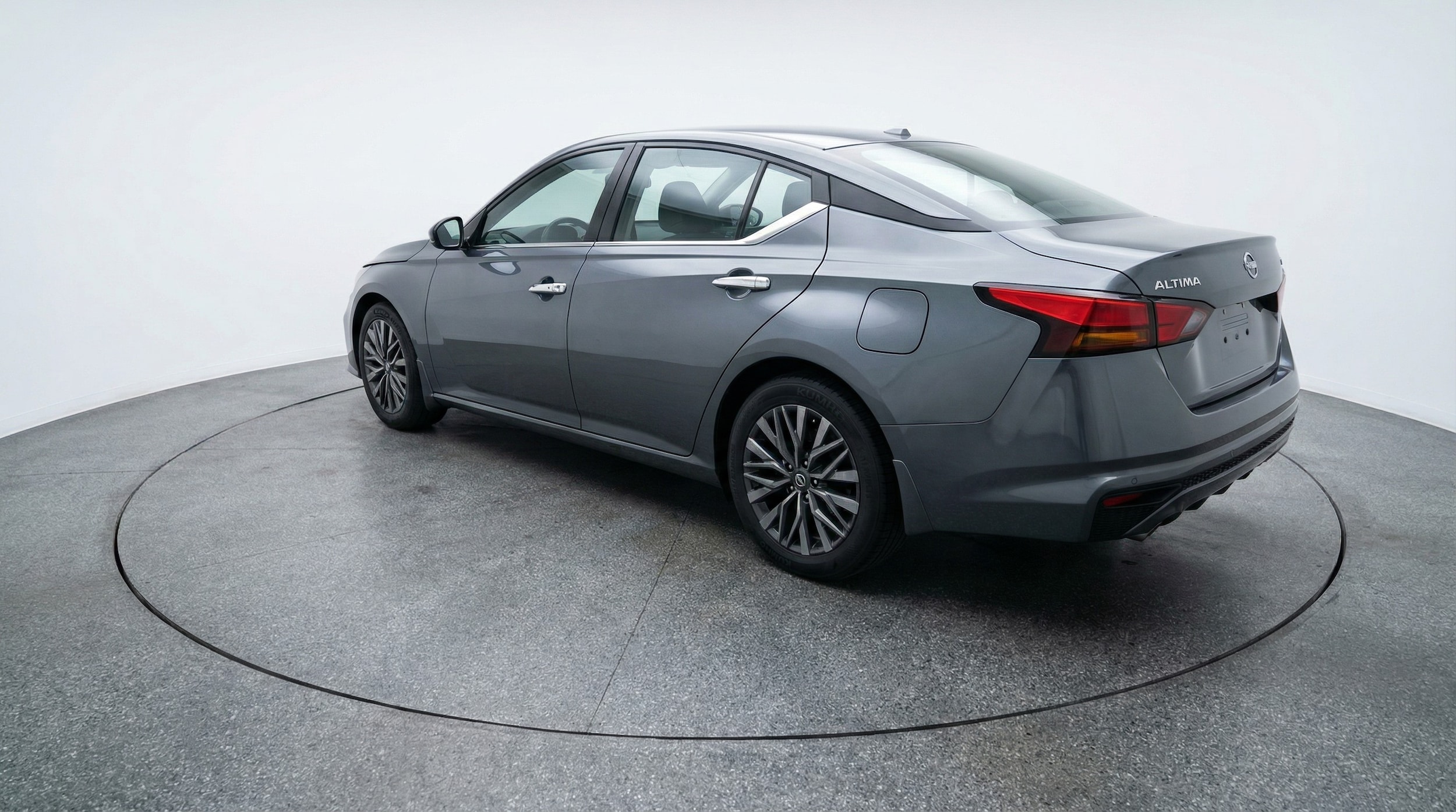 Thumbnail: 2025 Nissan Altima - 5