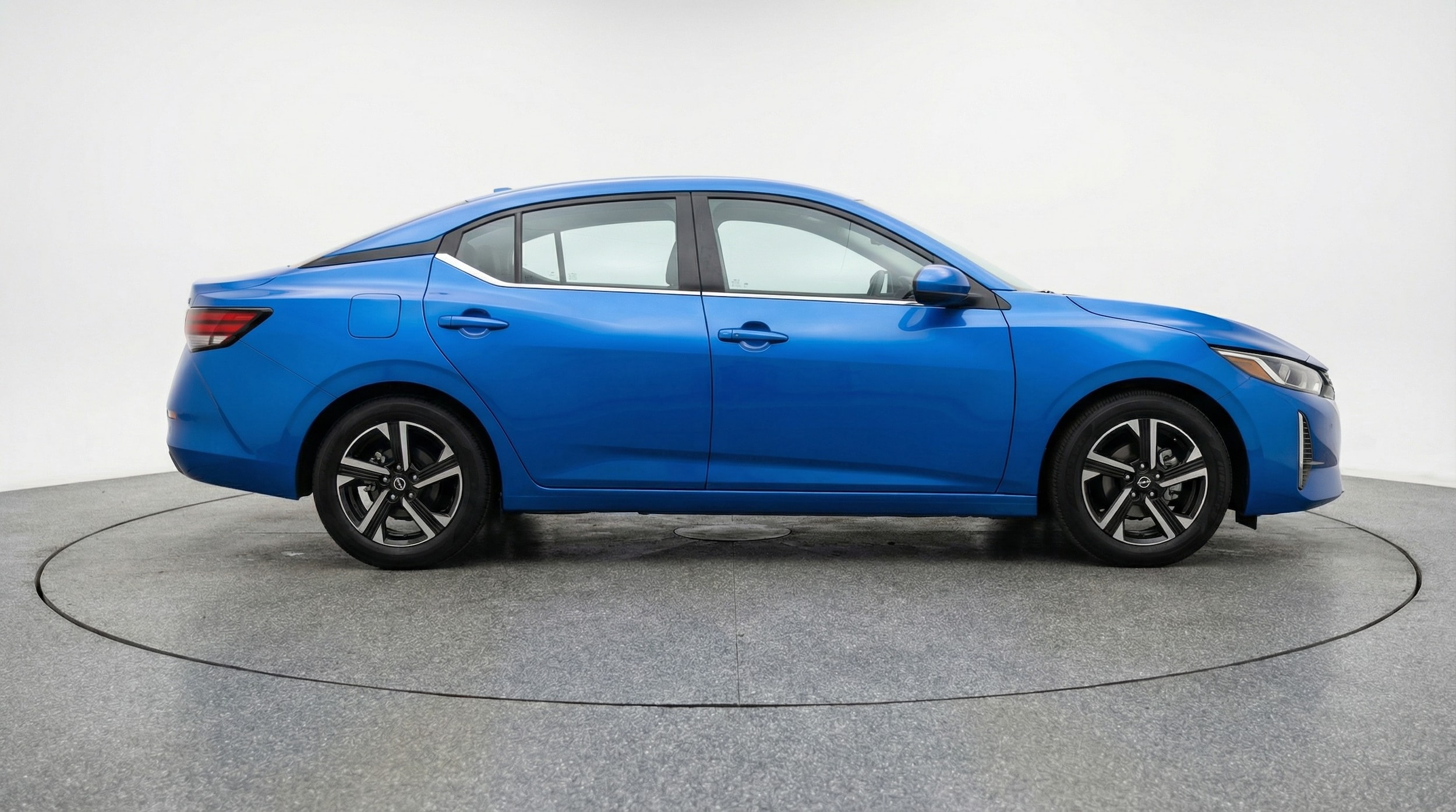 Thumbnail: 2025 Nissan Sentra - 8