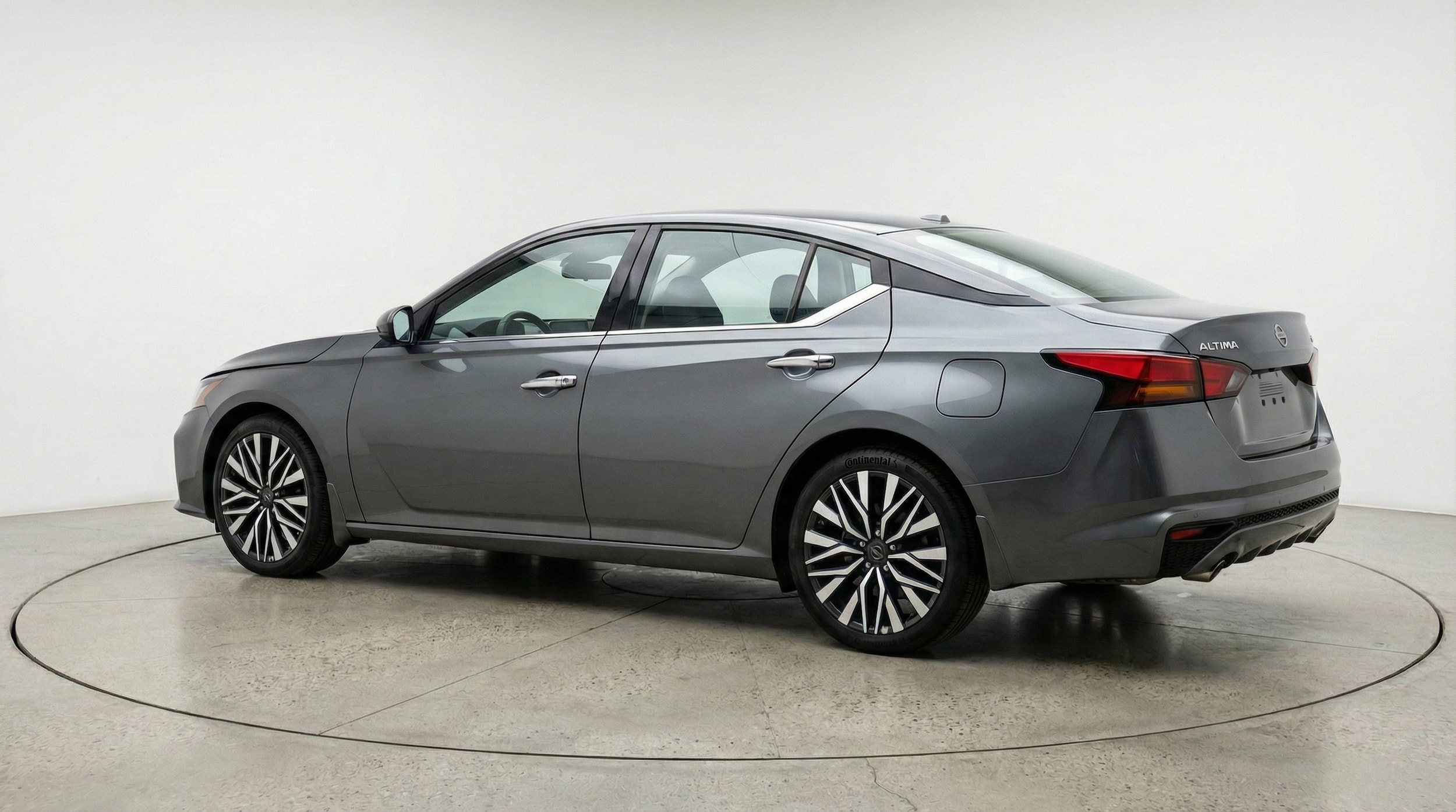 Thumbnail: 2025 Nissan Altima - 5