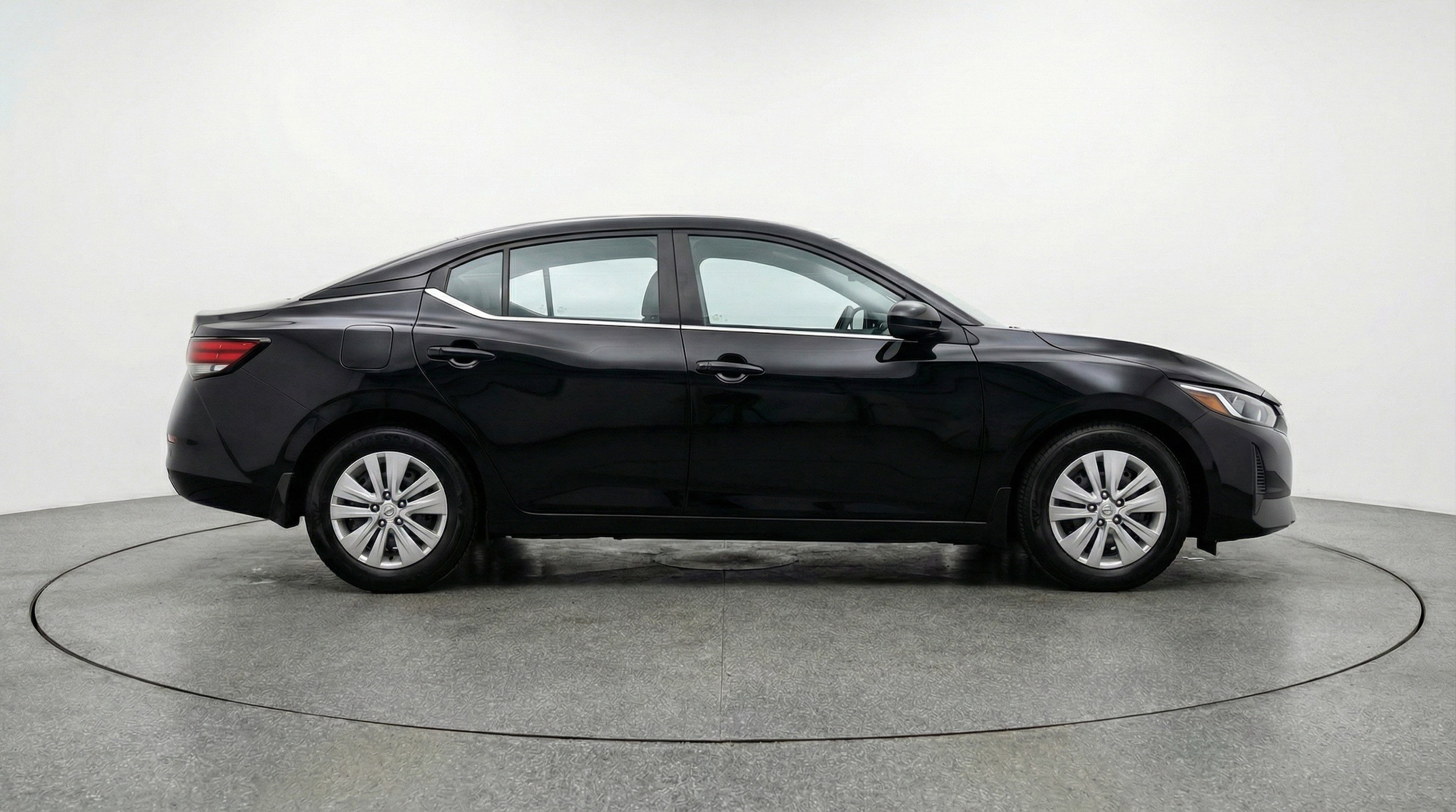 Thumbnail: 2025 Nissan Sentra - 11