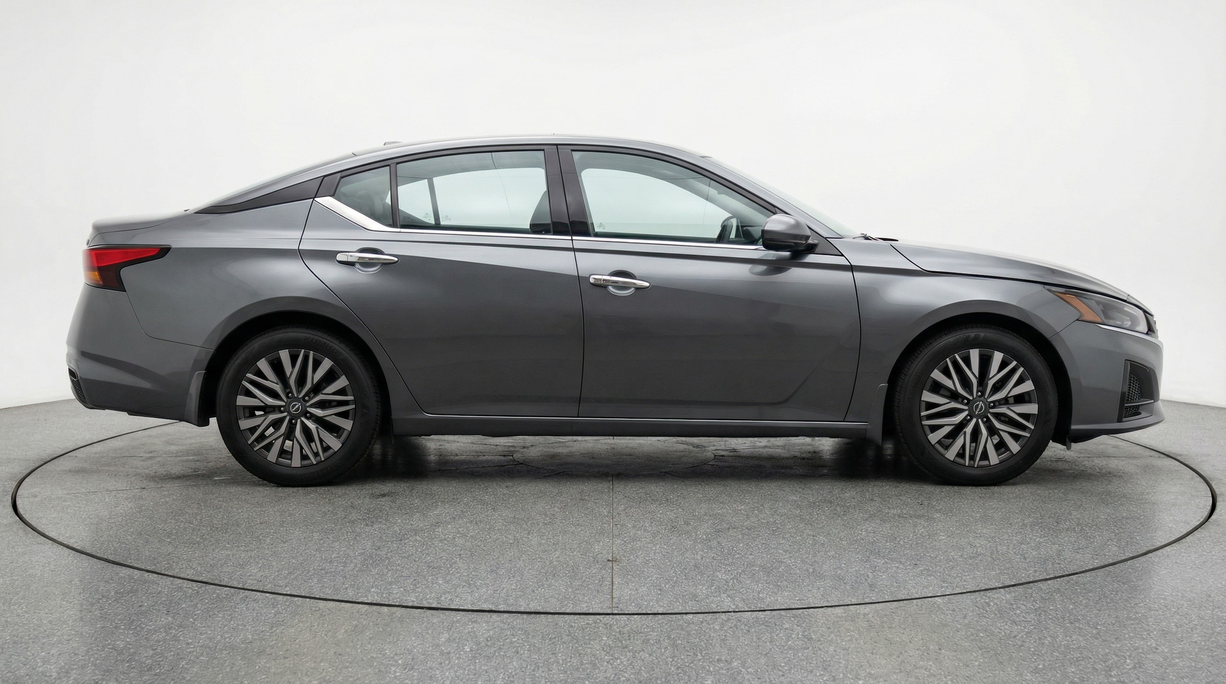 Thumbnail: 2025 Nissan Altima - 8