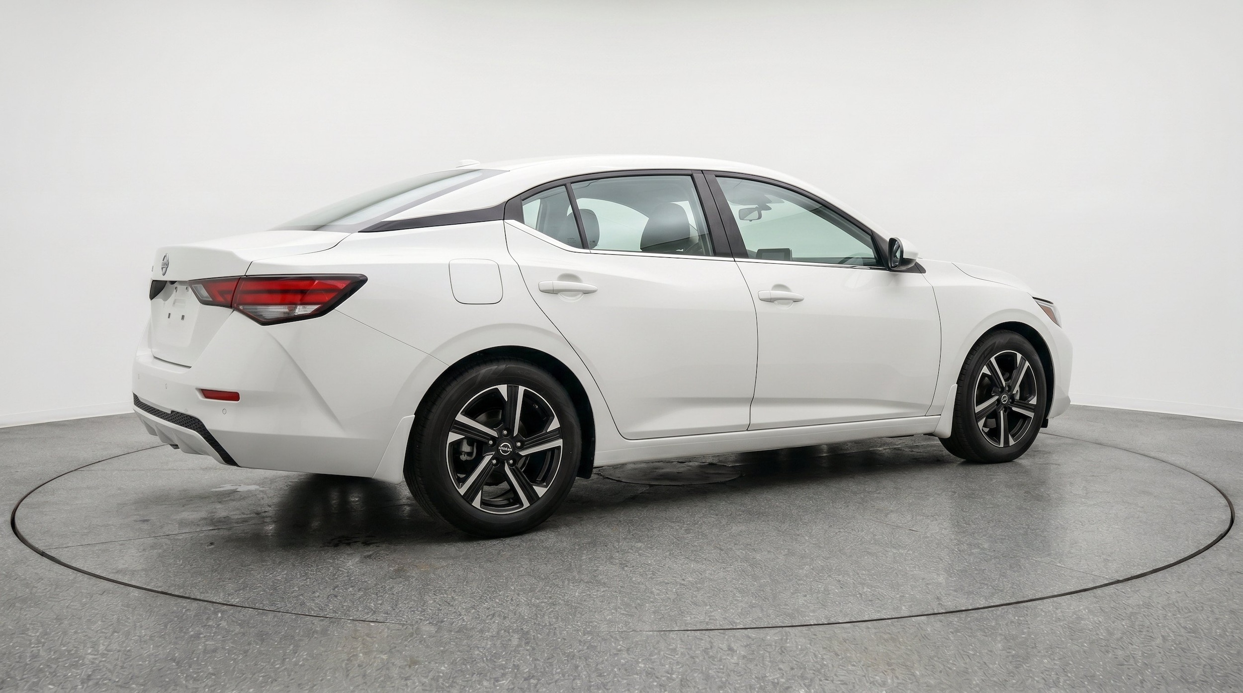 Thumbnail: 2025 Nissan Sentra - 9