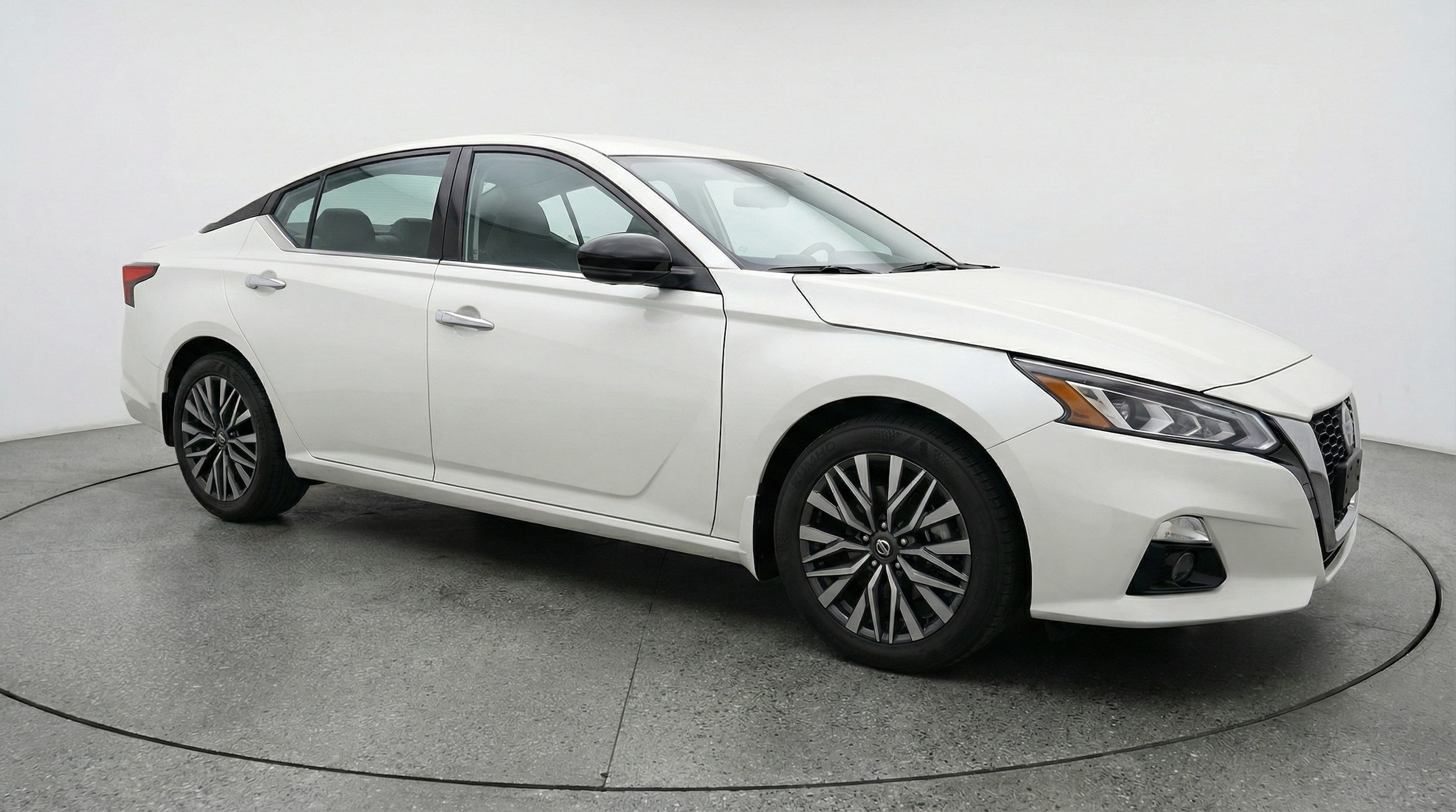 Thumbnail: 2025 Nissan Altima - 1