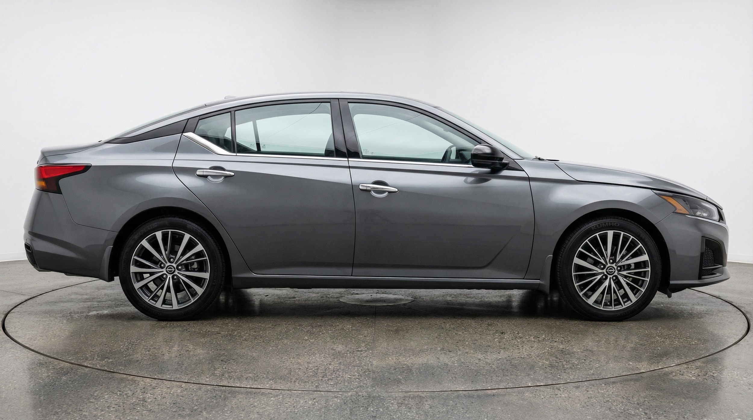 Thumbnail: 2025 Nissan Altima - 8