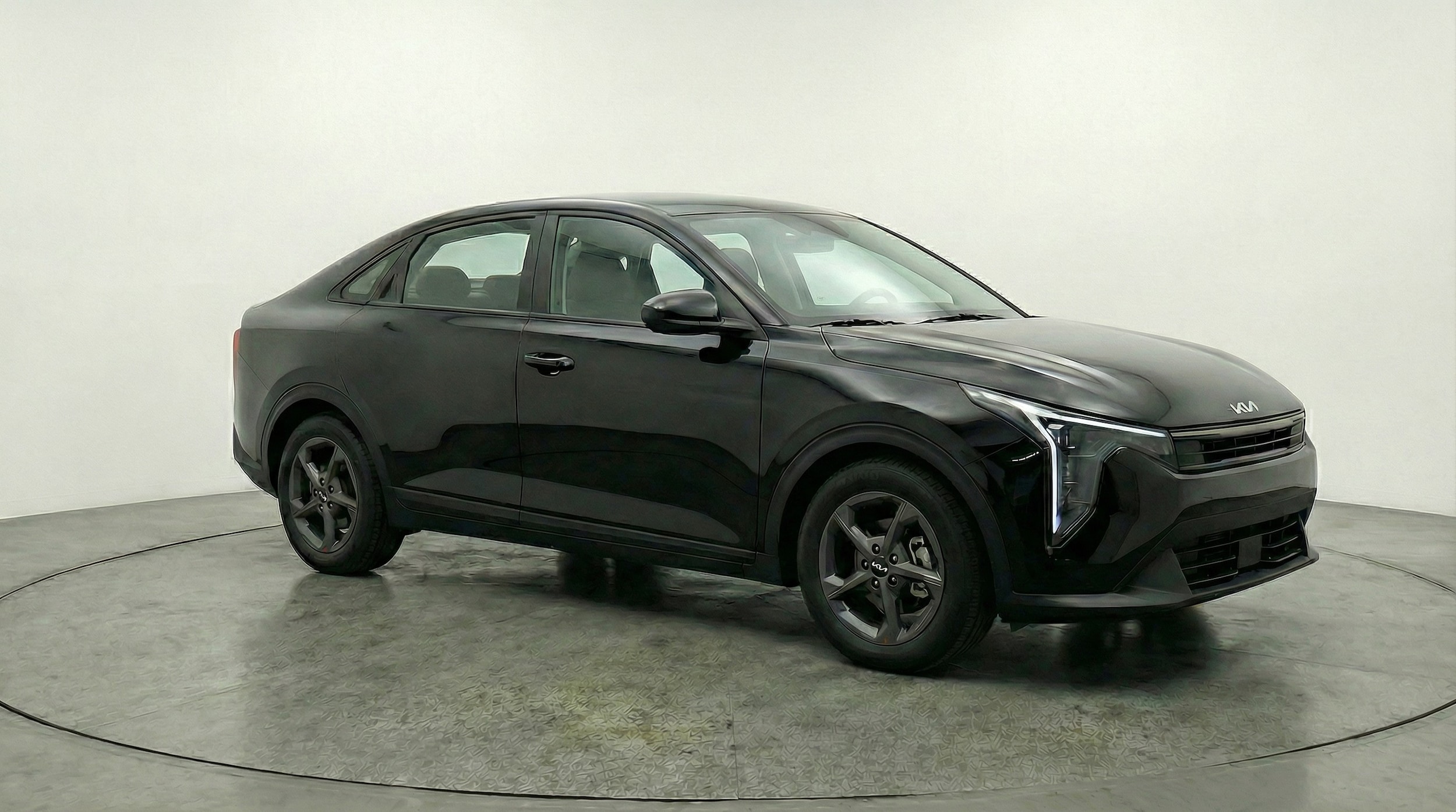 Thumbnail: 2025 Kia K4 - 1