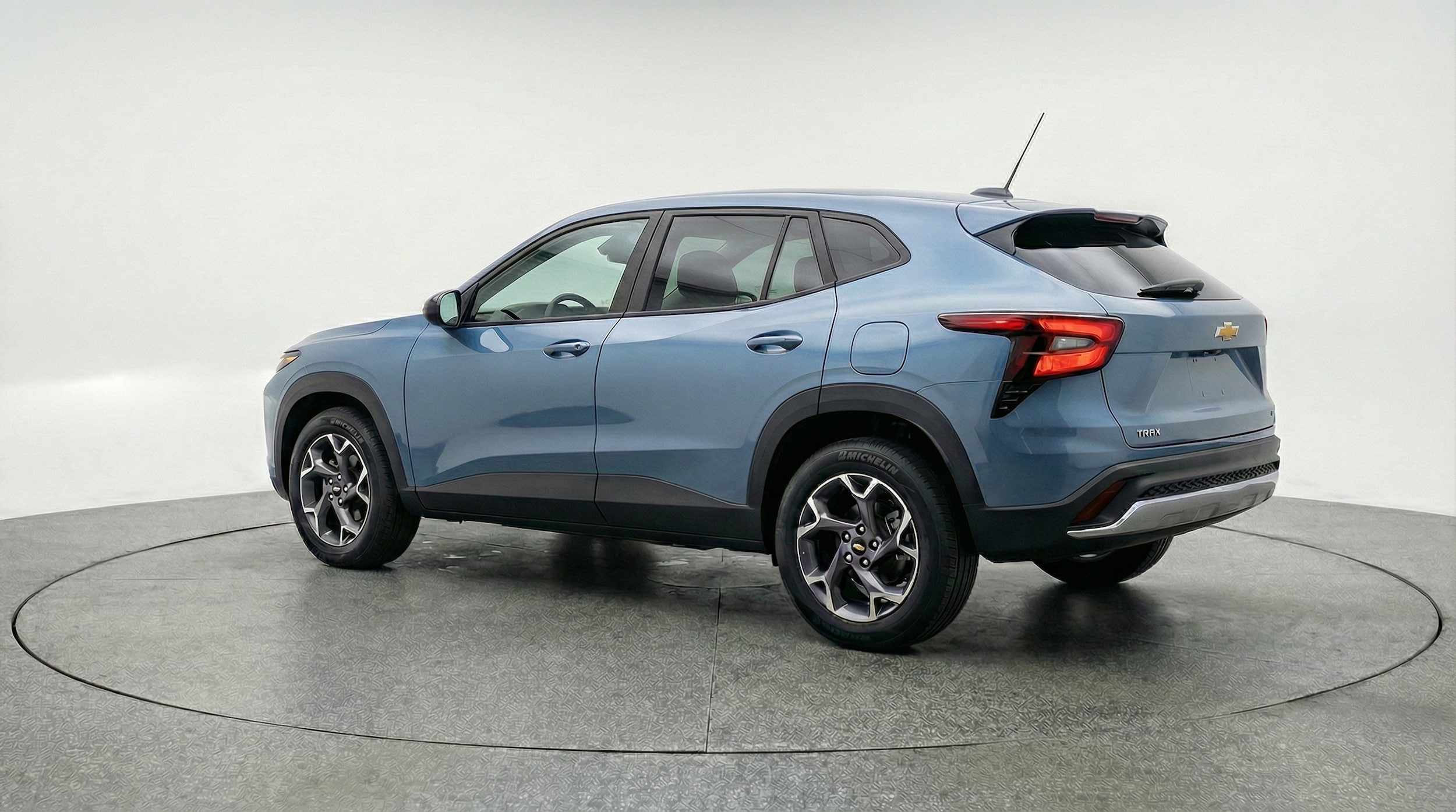 Thumbnail: 2025 Chevrolet Trax - 5