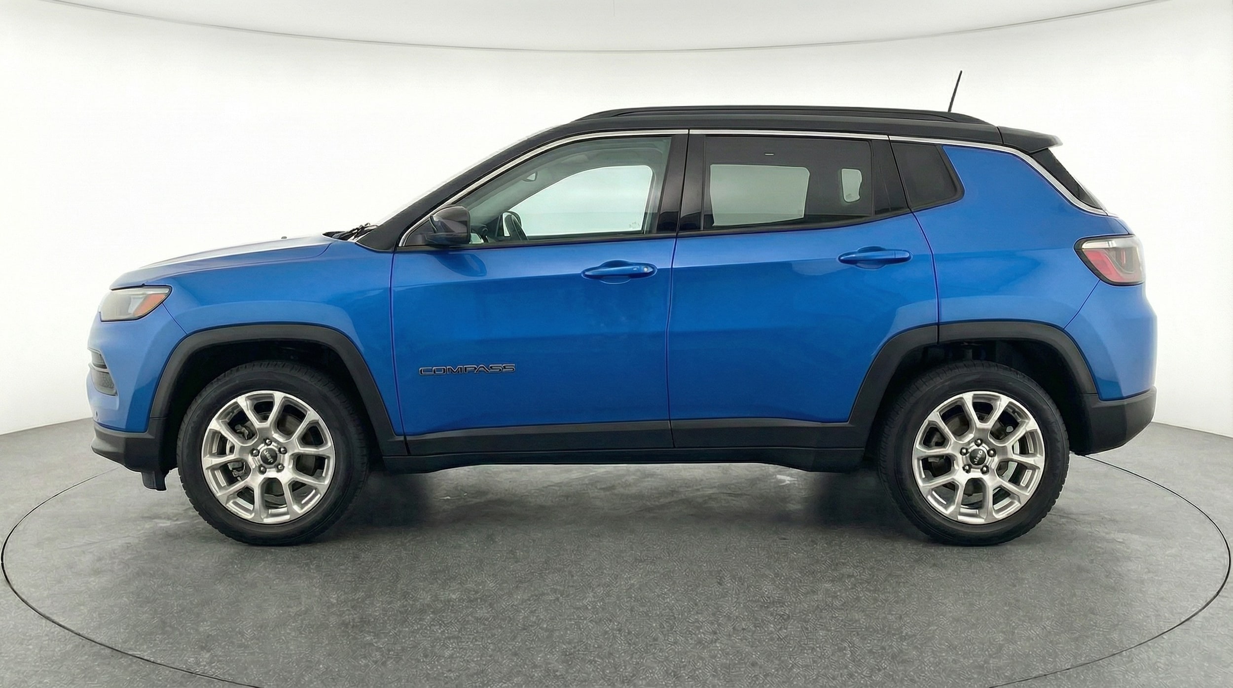 Thumbnail: 2025 Jeep Compass - 4