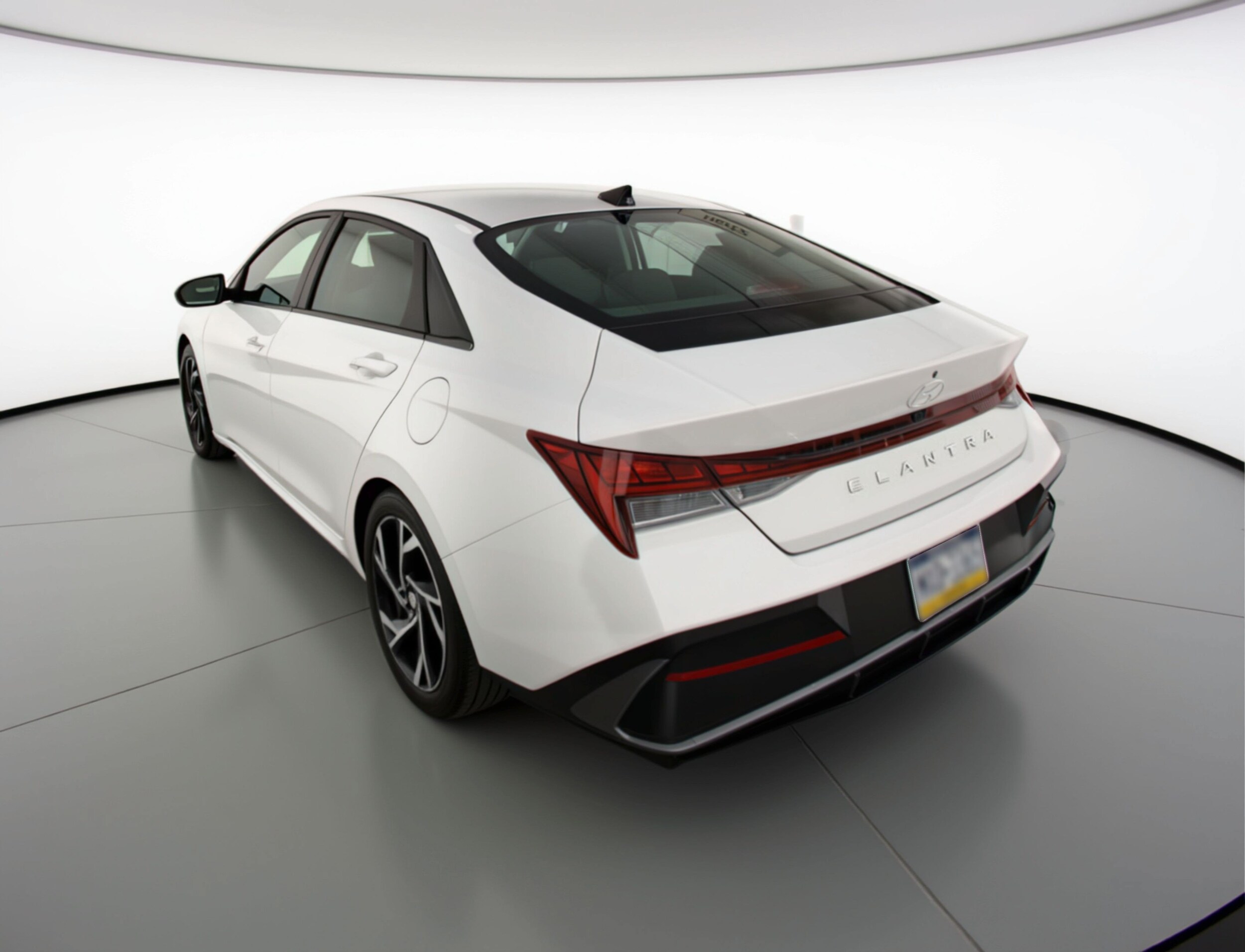 Thumbnail: 2025 Hyundai Elantra - 6