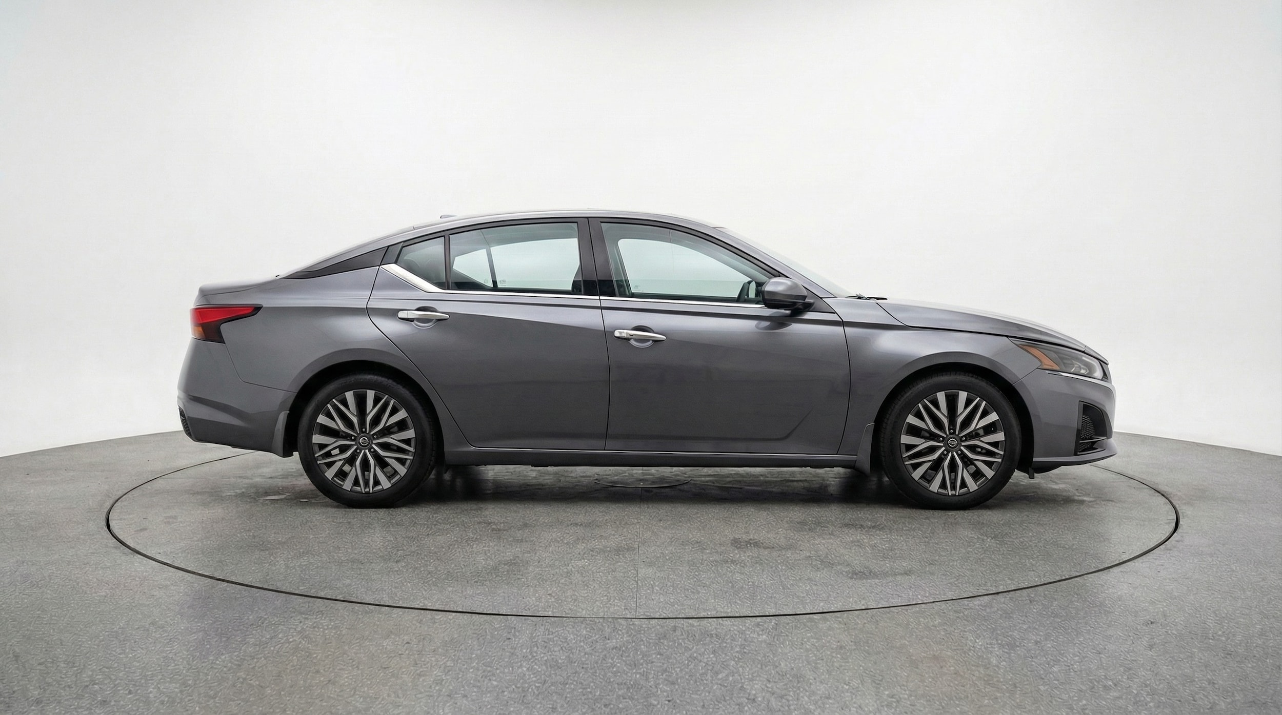 Thumbnail: 2025 Nissan Altima - 8