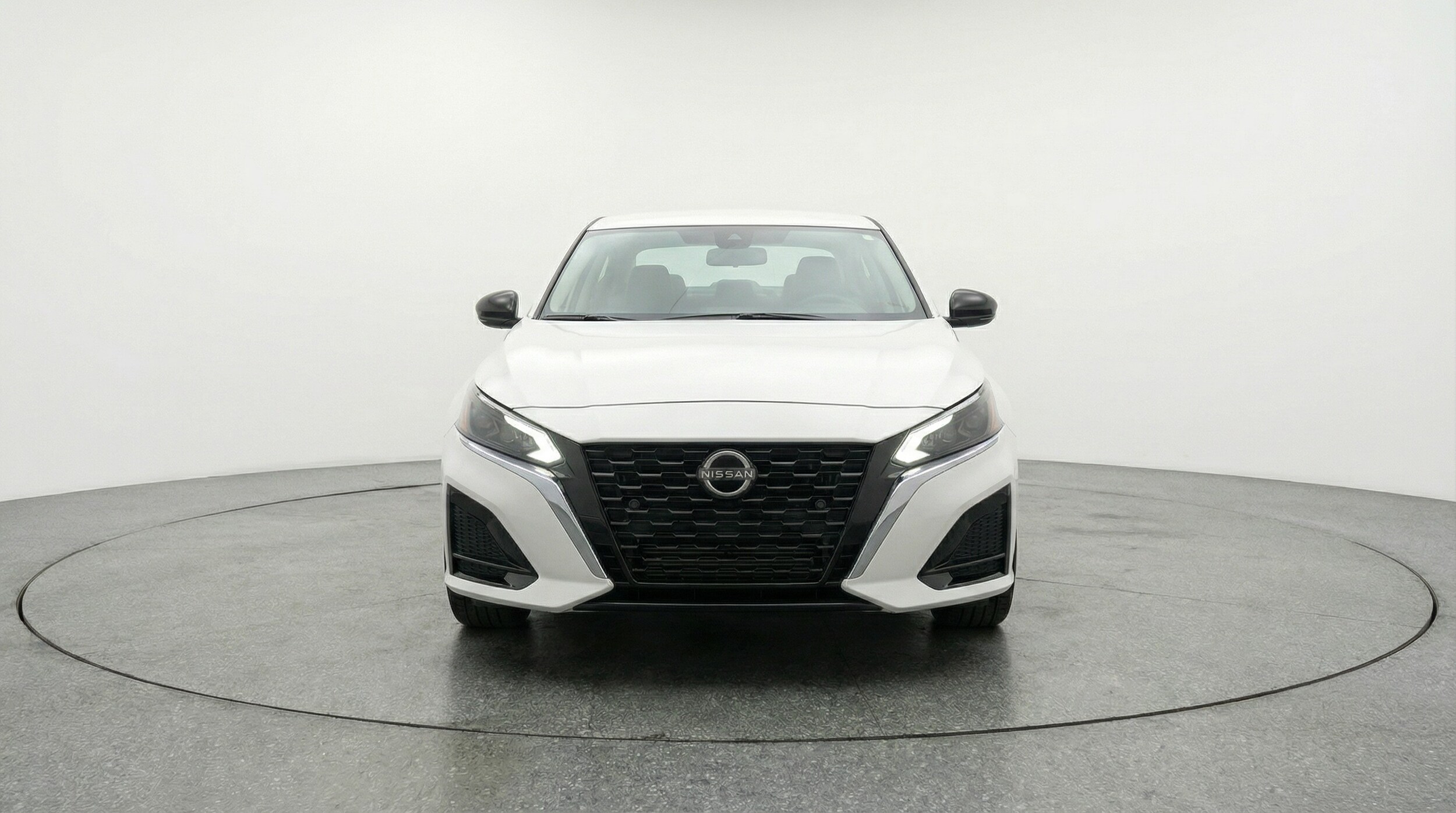 Thumbnail: 2025 Nissan Altima - 2