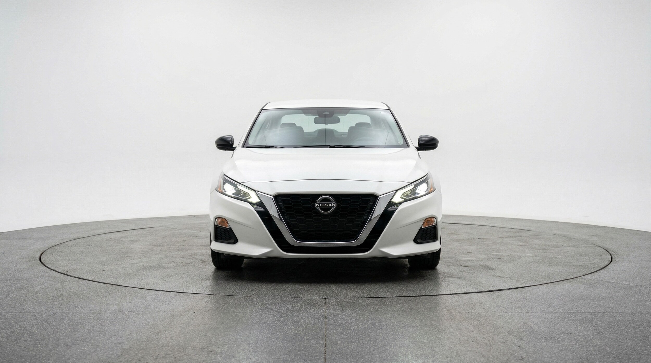 Thumbnail: 2025 Nissan Altima - 2