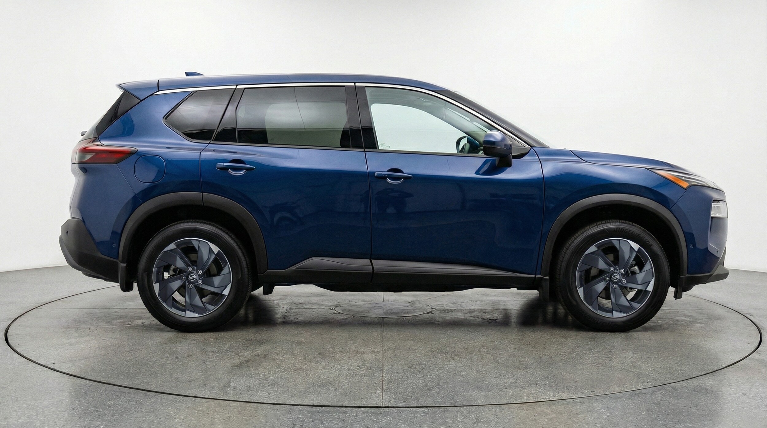 Thumbnail: 2025 Nissan Rogue - 8